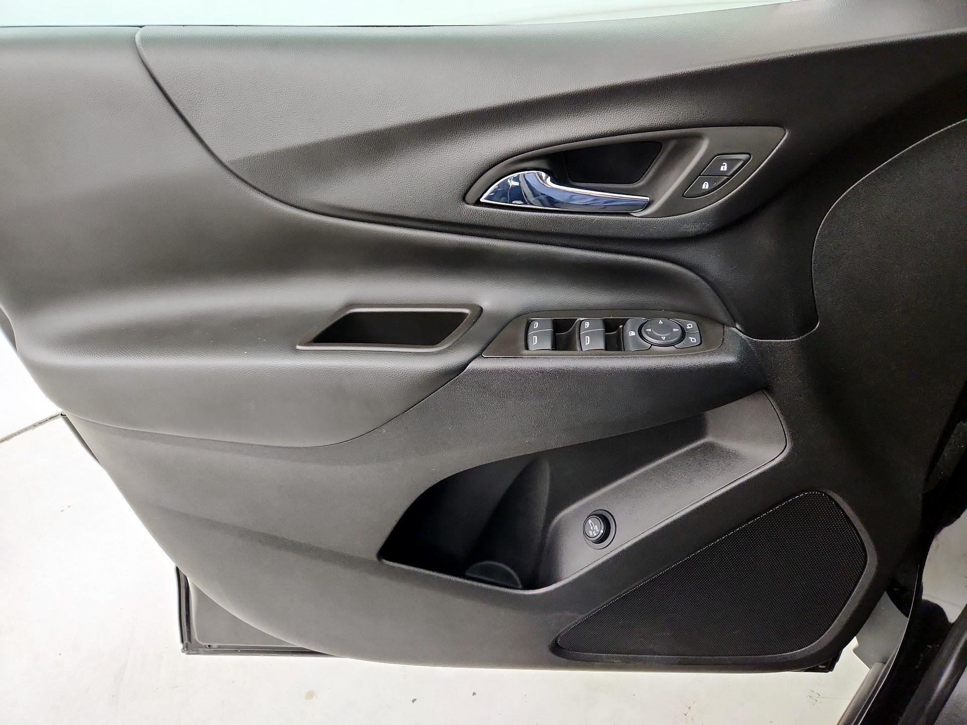 Thumbnail: 2023 Chevrolet Equinox - 12