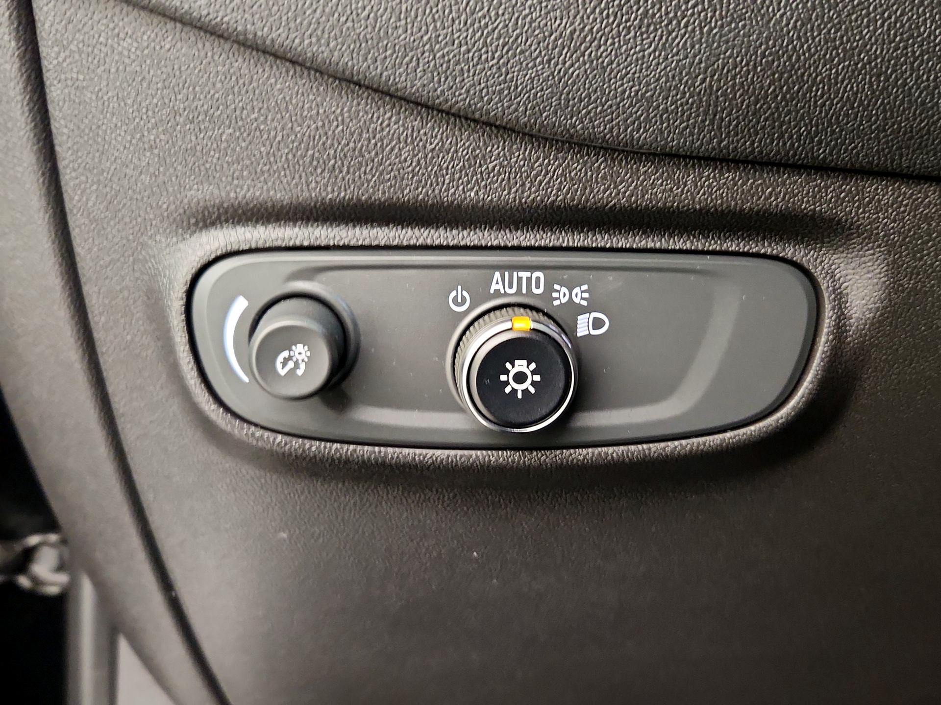 Thumbnail: 2023 Chevrolet Equinox - 13