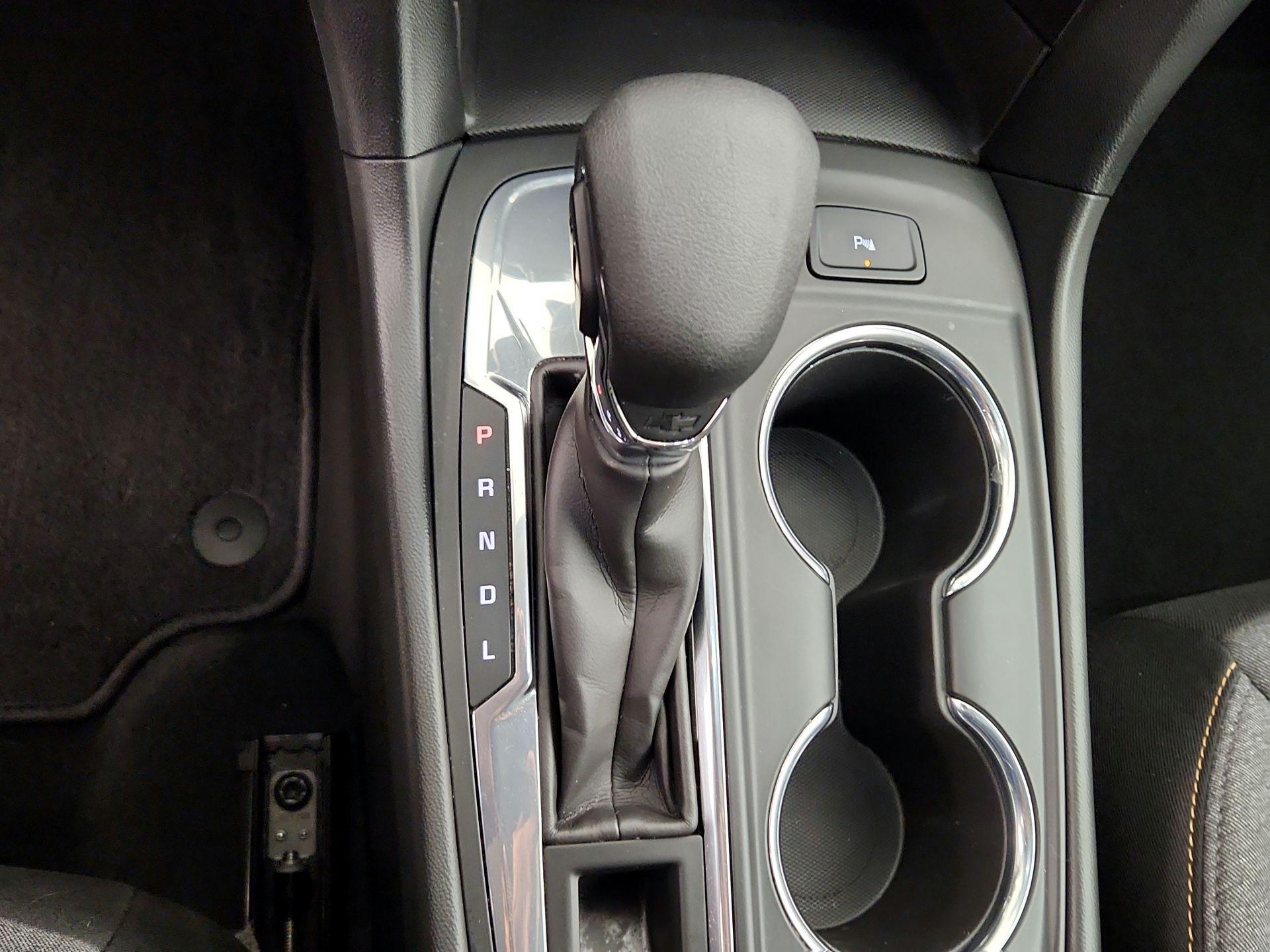 Thumbnail: 2023 Chevrolet Equinox - 17