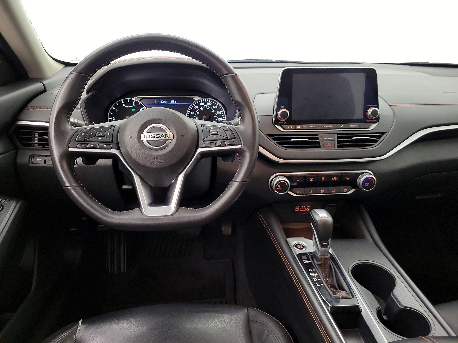 Thumbnail: 2022 Nissan Altima - 10