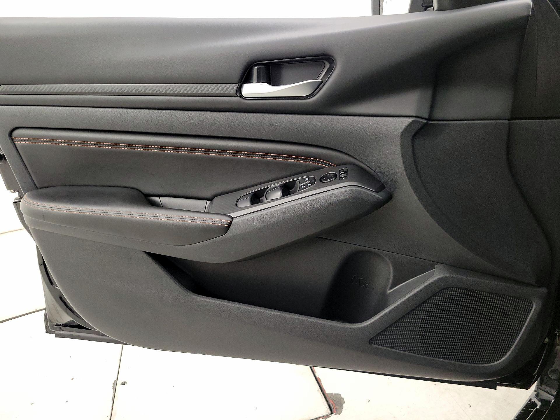 Thumbnail: 2022 Nissan Altima - 12