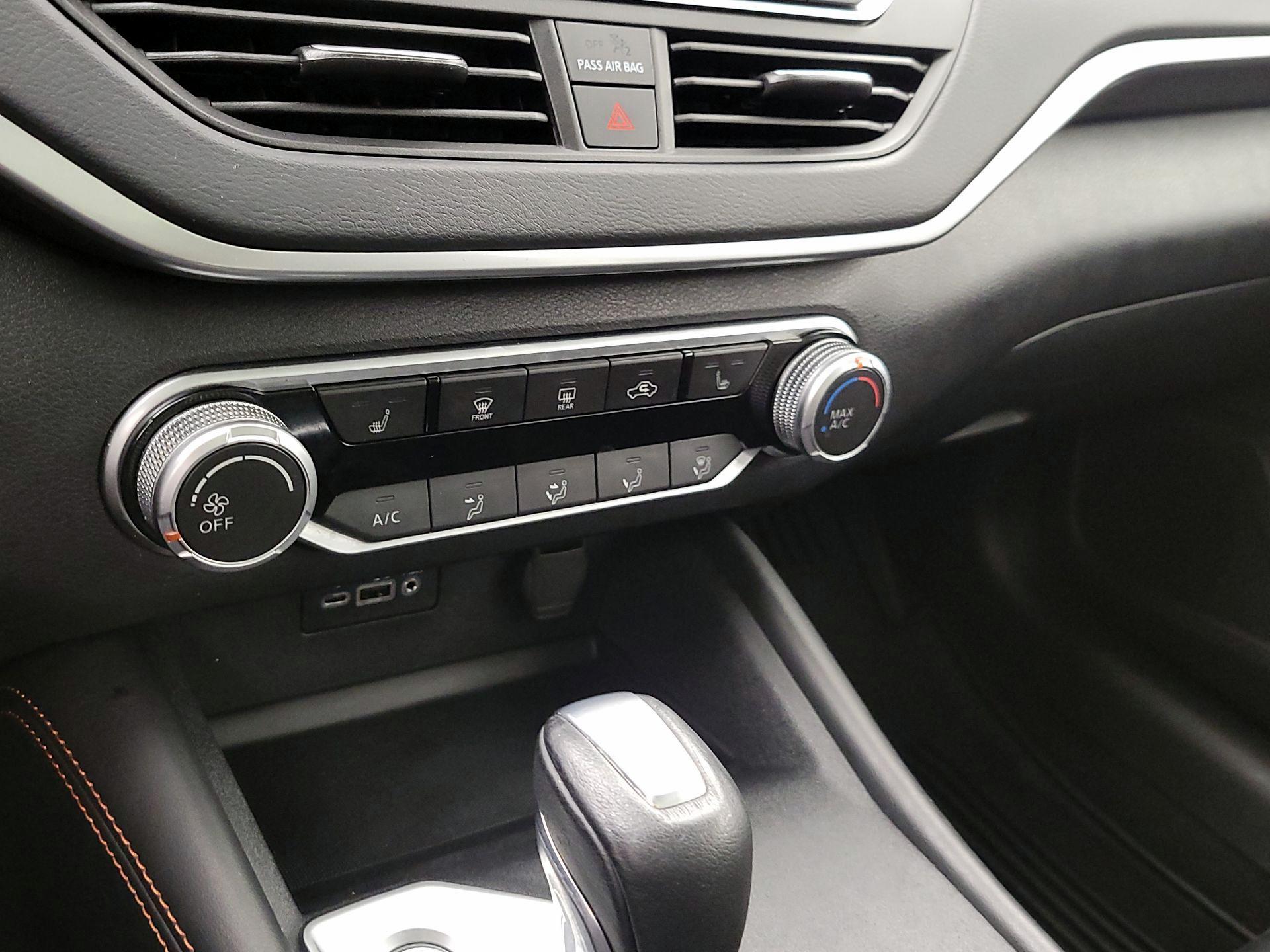 Thumbnail: 2022 Nissan Altima - 16