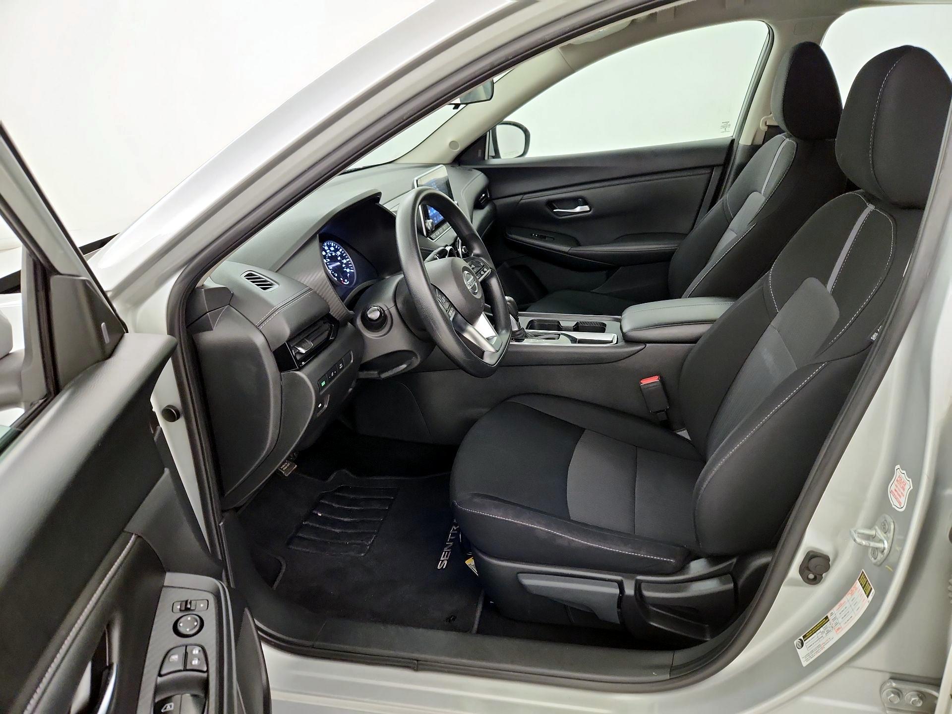 Thumbnail: 2023 Nissan Sentra - 11