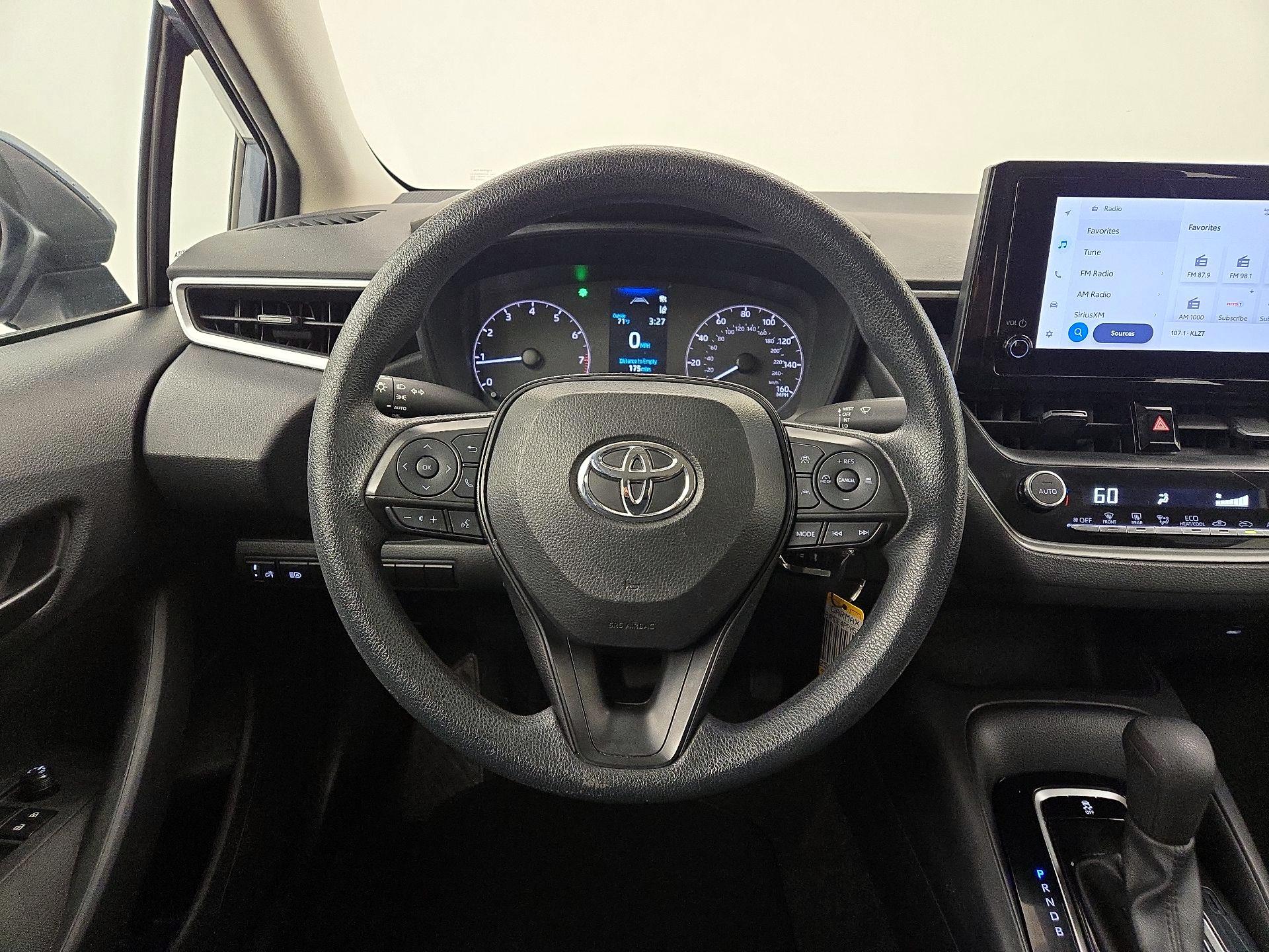 Thumbnail: 2023 Toyota Corolla - 10