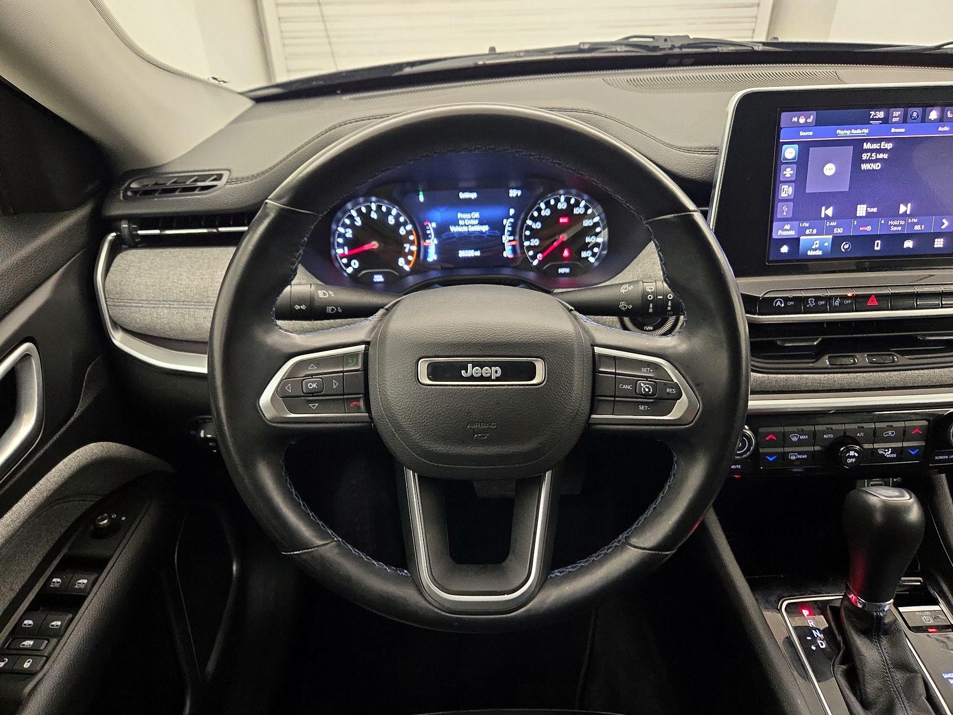 Thumbnail: 2022 Jeep Compass - 10