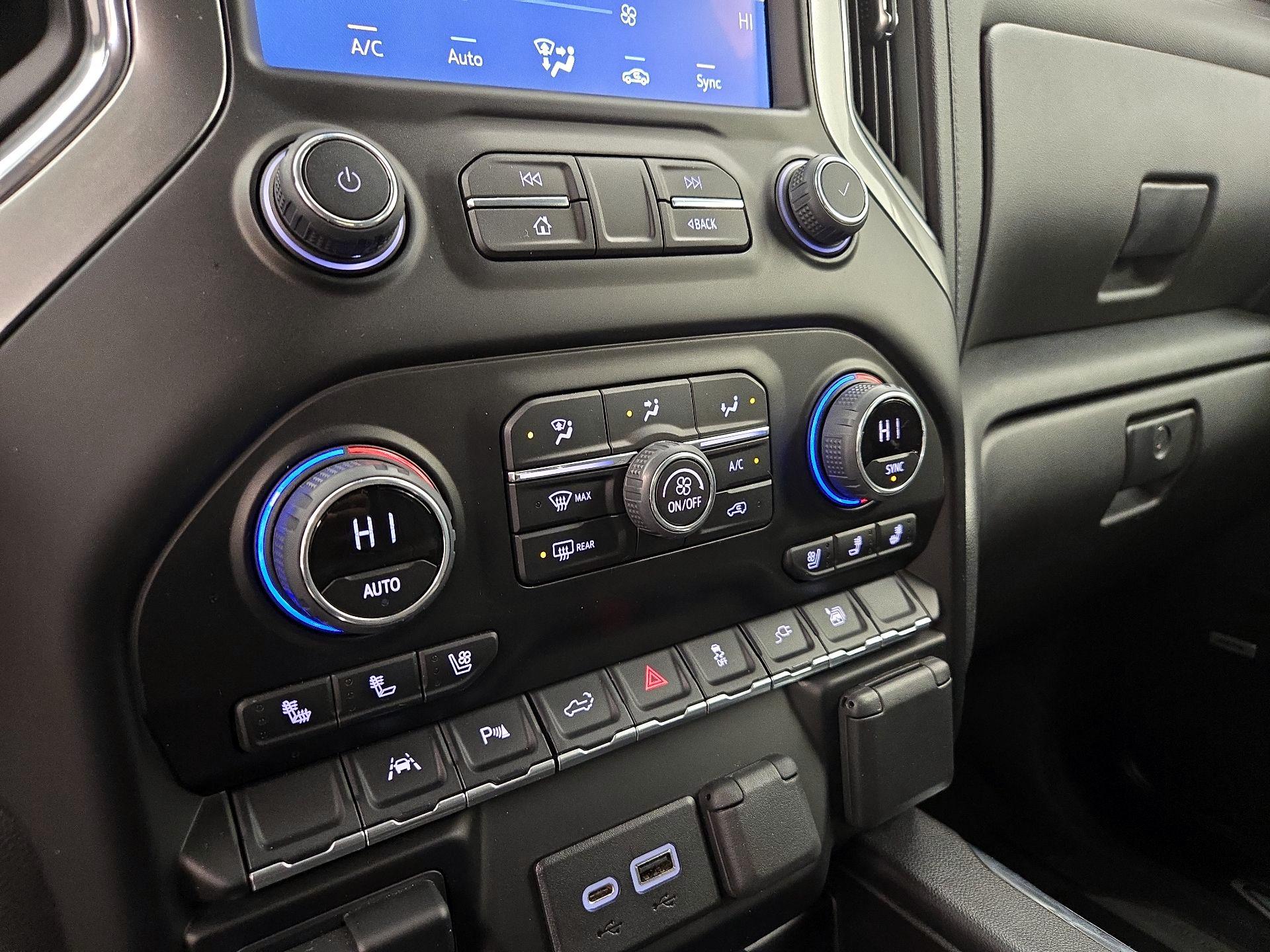 Thumbnail: 2022 Chevrolet Silverado 1500 - 16