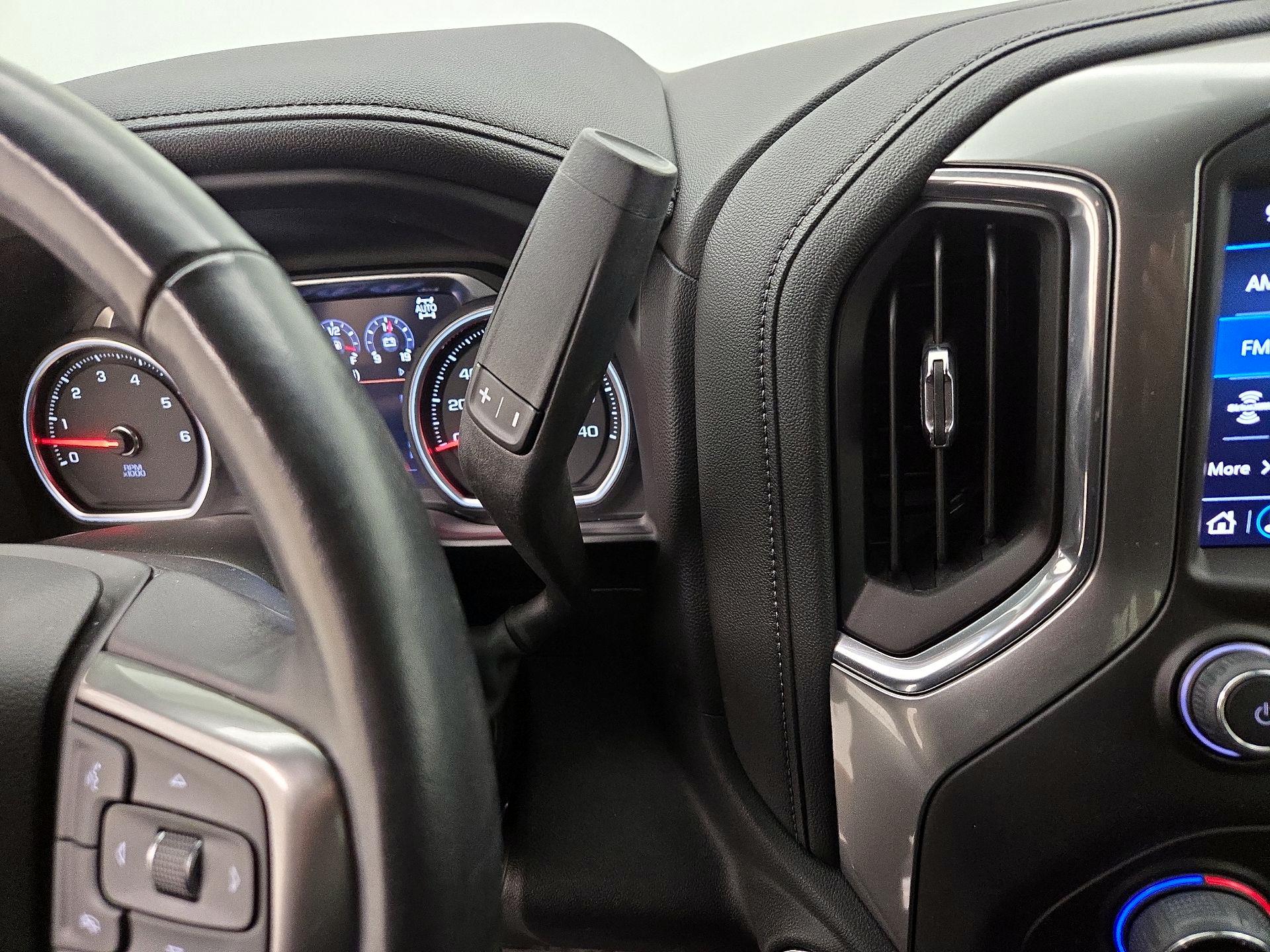 Thumbnail: 2022 Chevrolet Silverado 1500 - 17