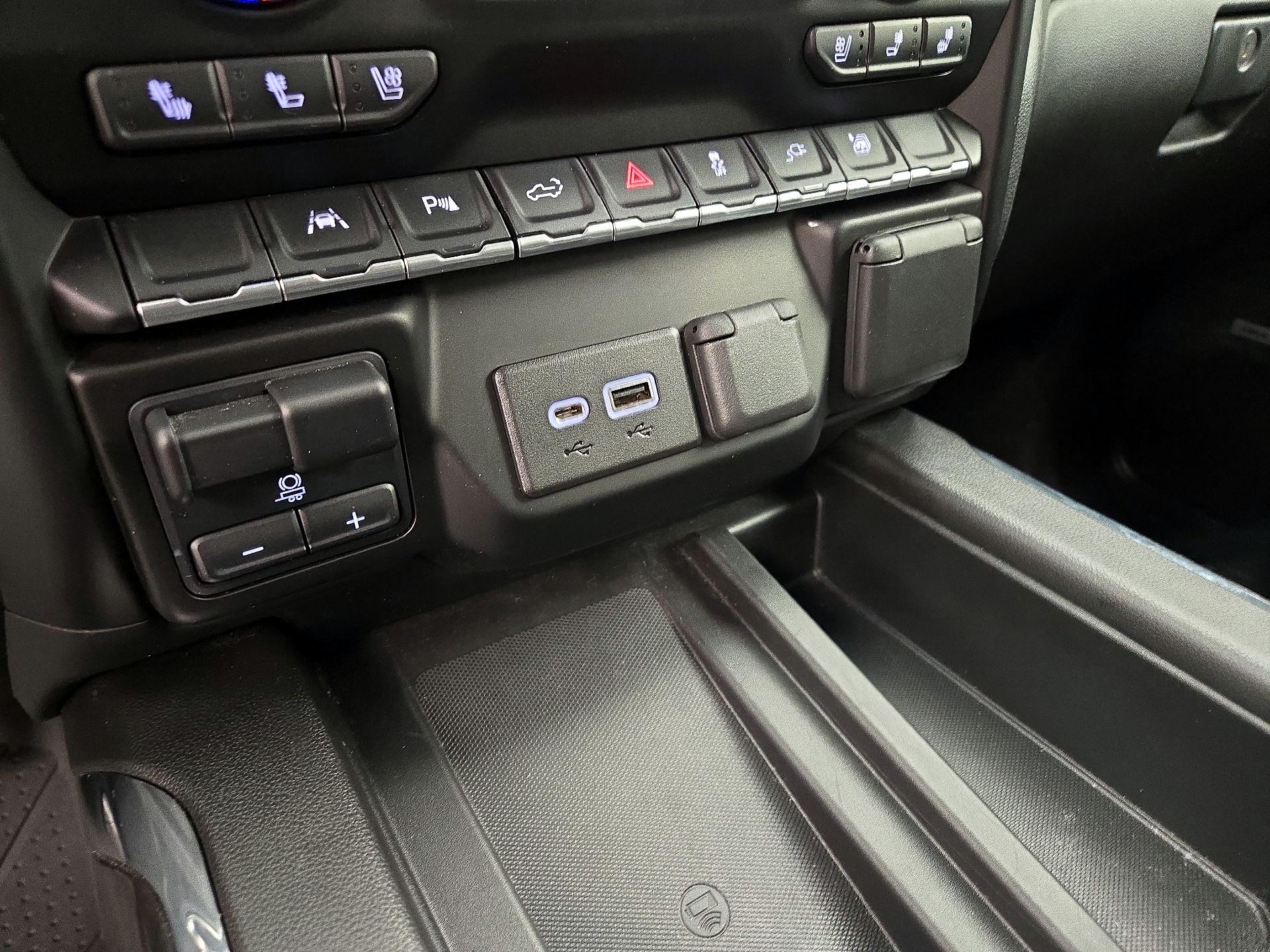 Thumbnail: 2022 Chevrolet Silverado 1500 - 18