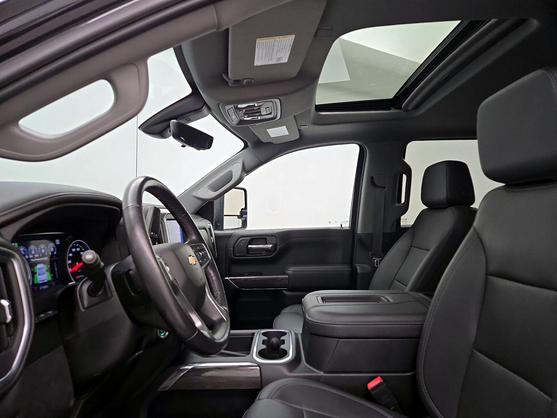 Thumbnail: 2022 Chevrolet Silverado 1500 - 19