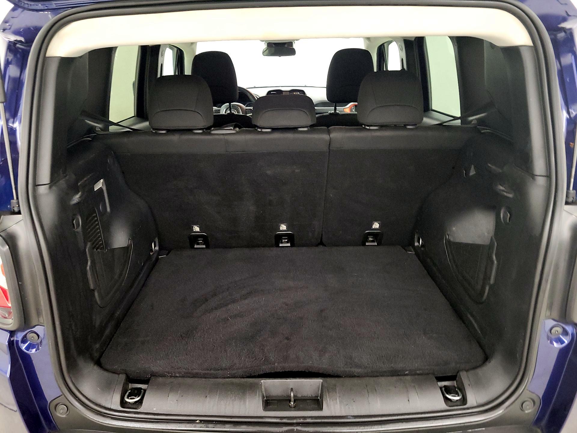 Thumbnail: 2020 Jeep Renegade - 20