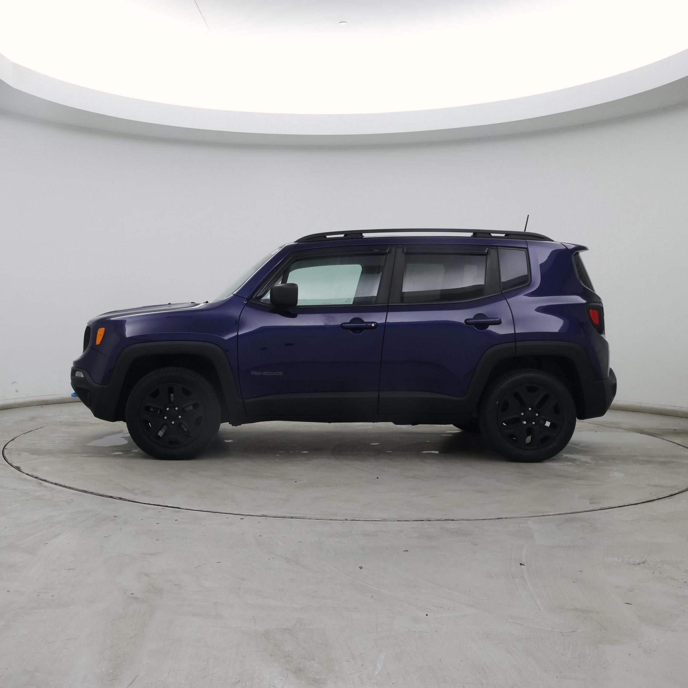 Thumbnail: 2020 Jeep Renegade - 3