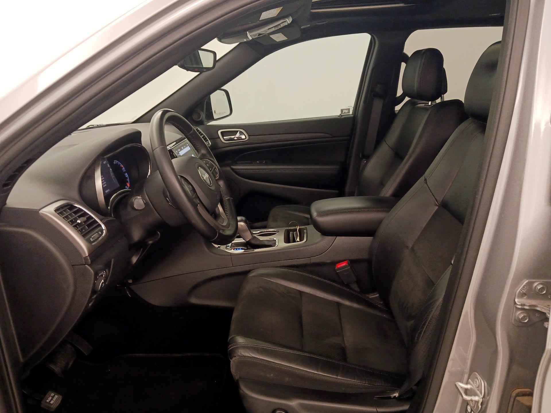 Thumbnail: 2021 Jeep Grand Cherokee - 11