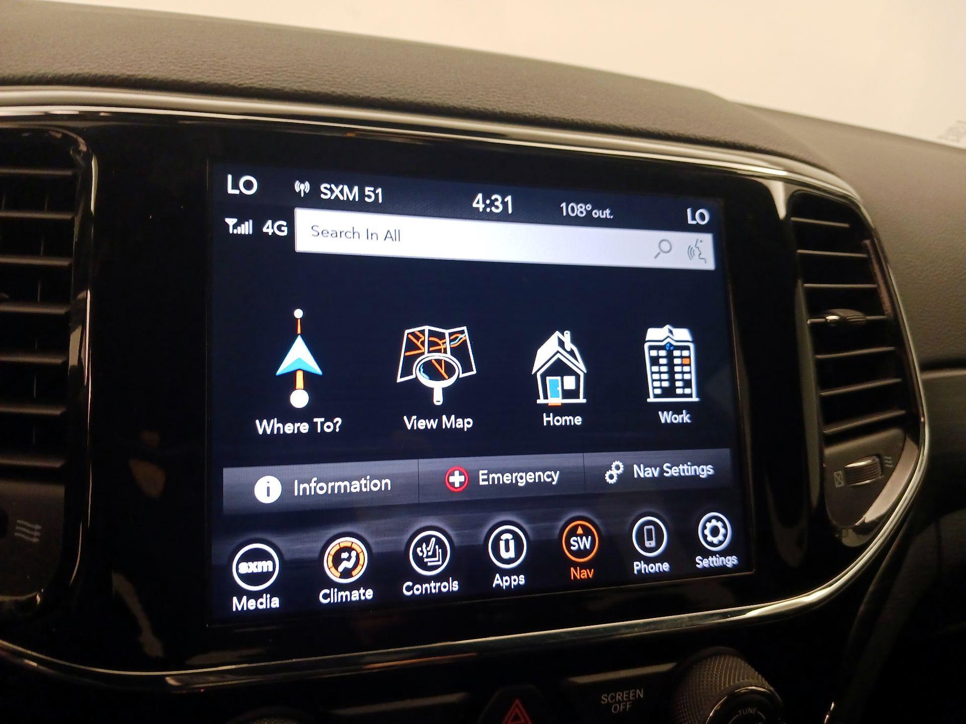 Thumbnail: 2021 Jeep Grand Cherokee - 14