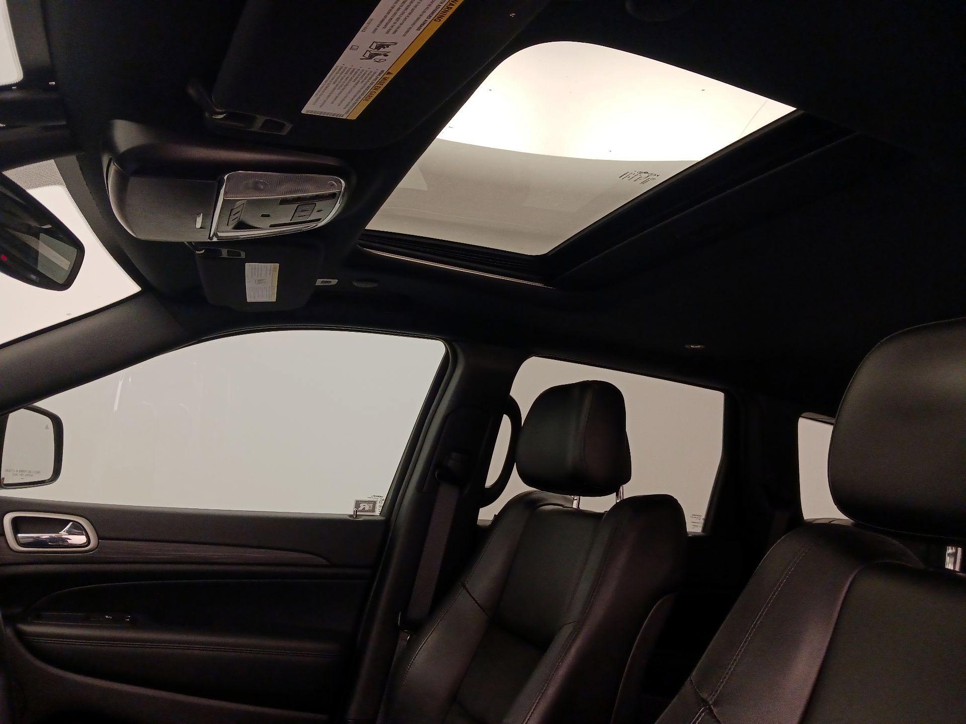 Thumbnail: 2021 Jeep Grand Cherokee - 20