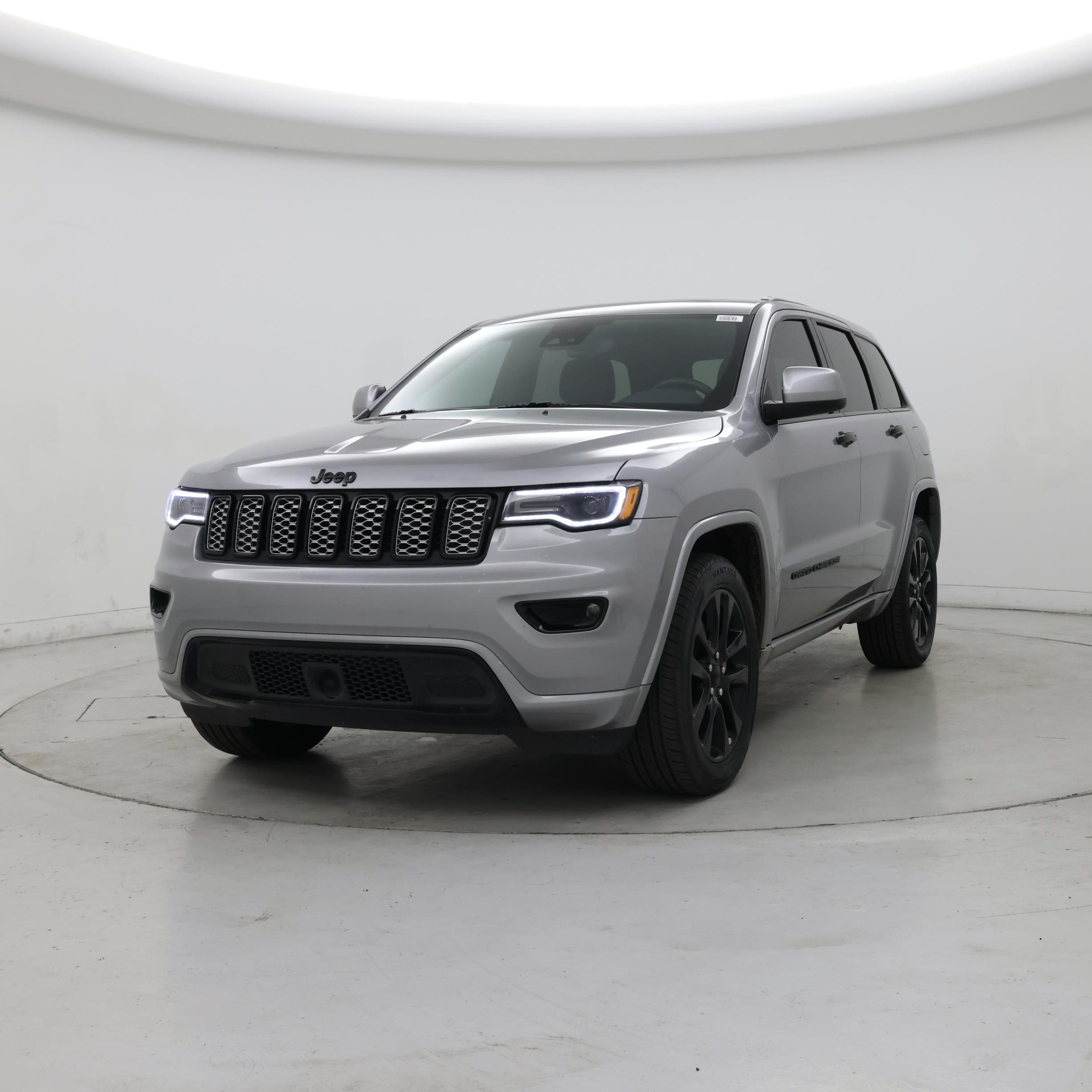 Thumbnail: 2021 Jeep Grand Cherokee - 4