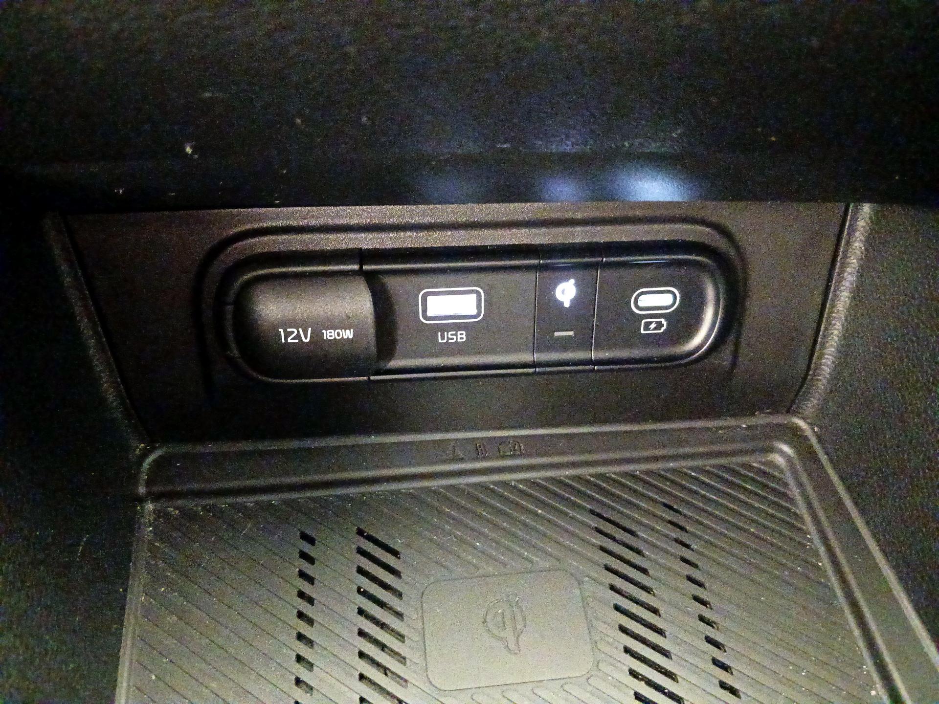 Thumbnail: 2023 Kia Sportage - 19