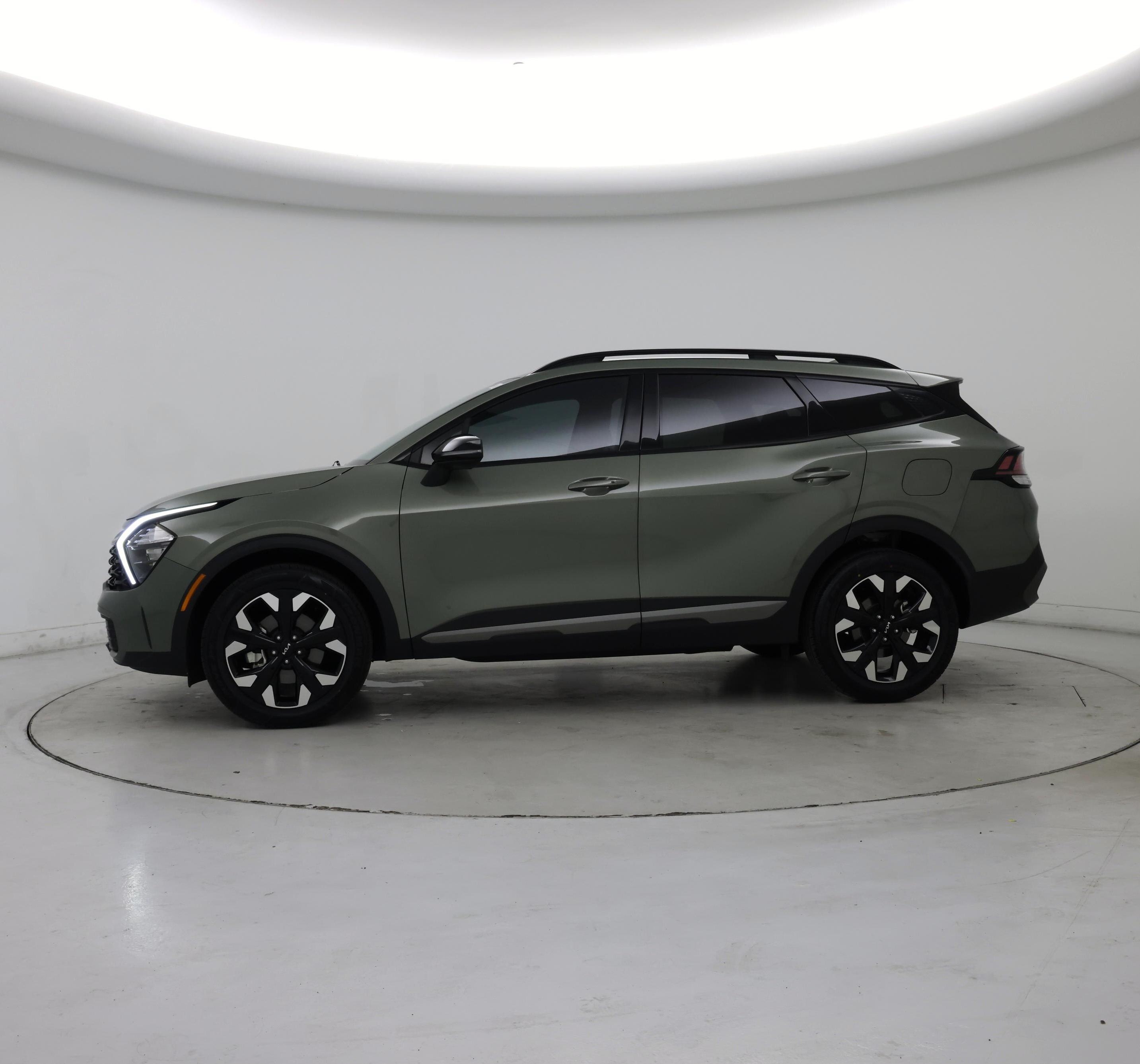 Thumbnail: 2023 Kia Sportage - 3