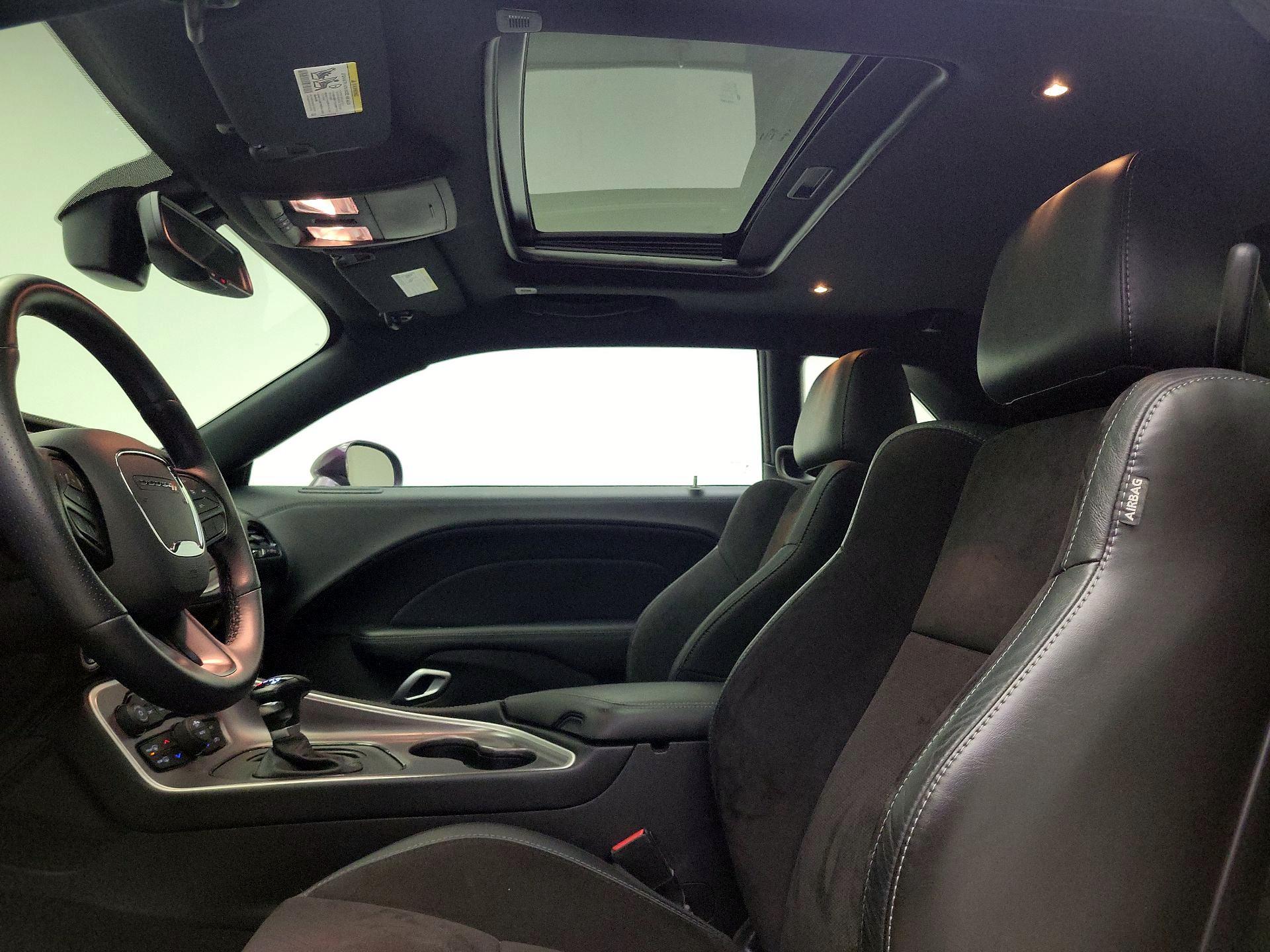 Thumbnail: 2022 Dodge Challenger - 18