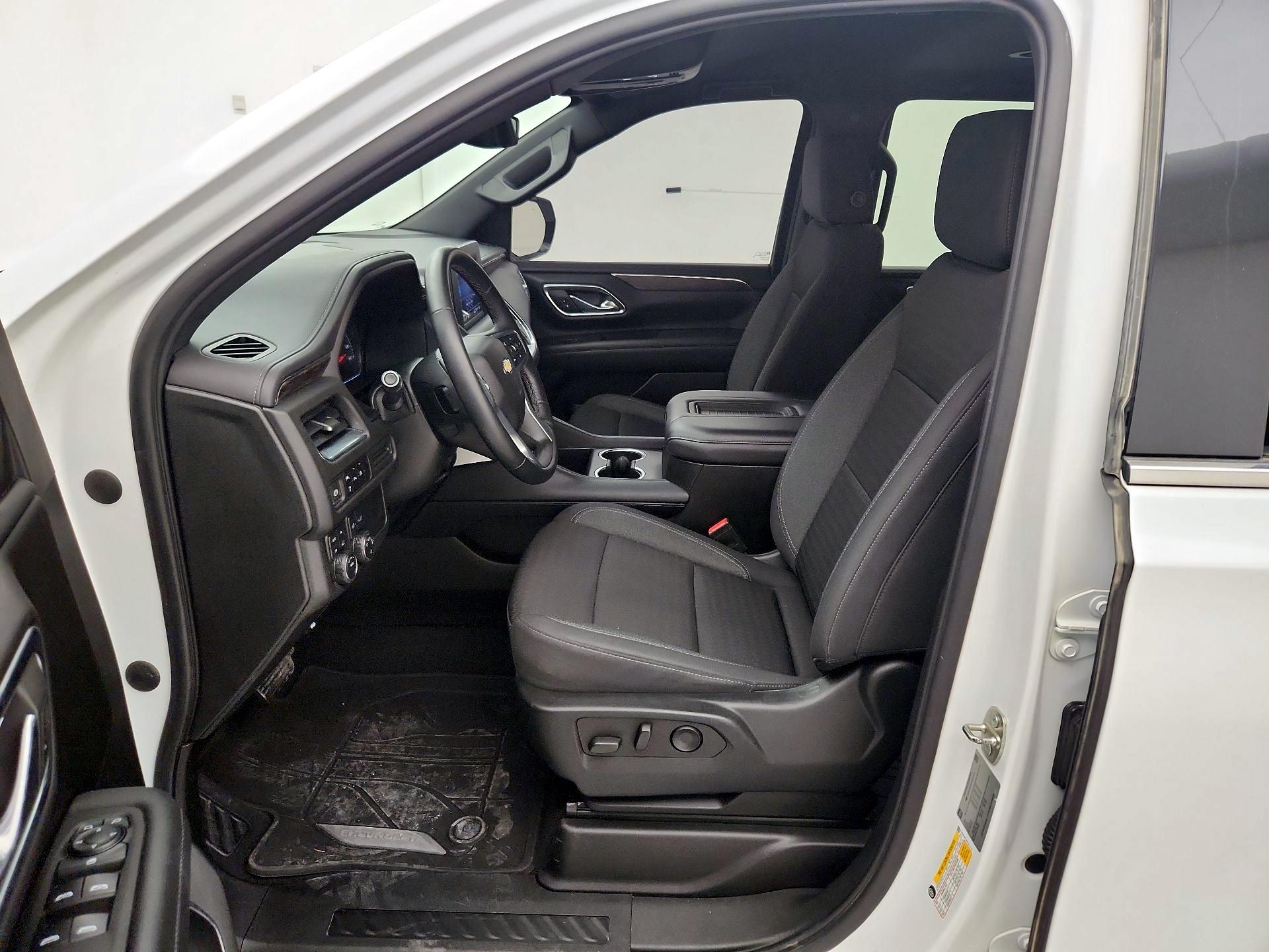 Thumbnail: 2023 Chevrolet Tahoe - 11