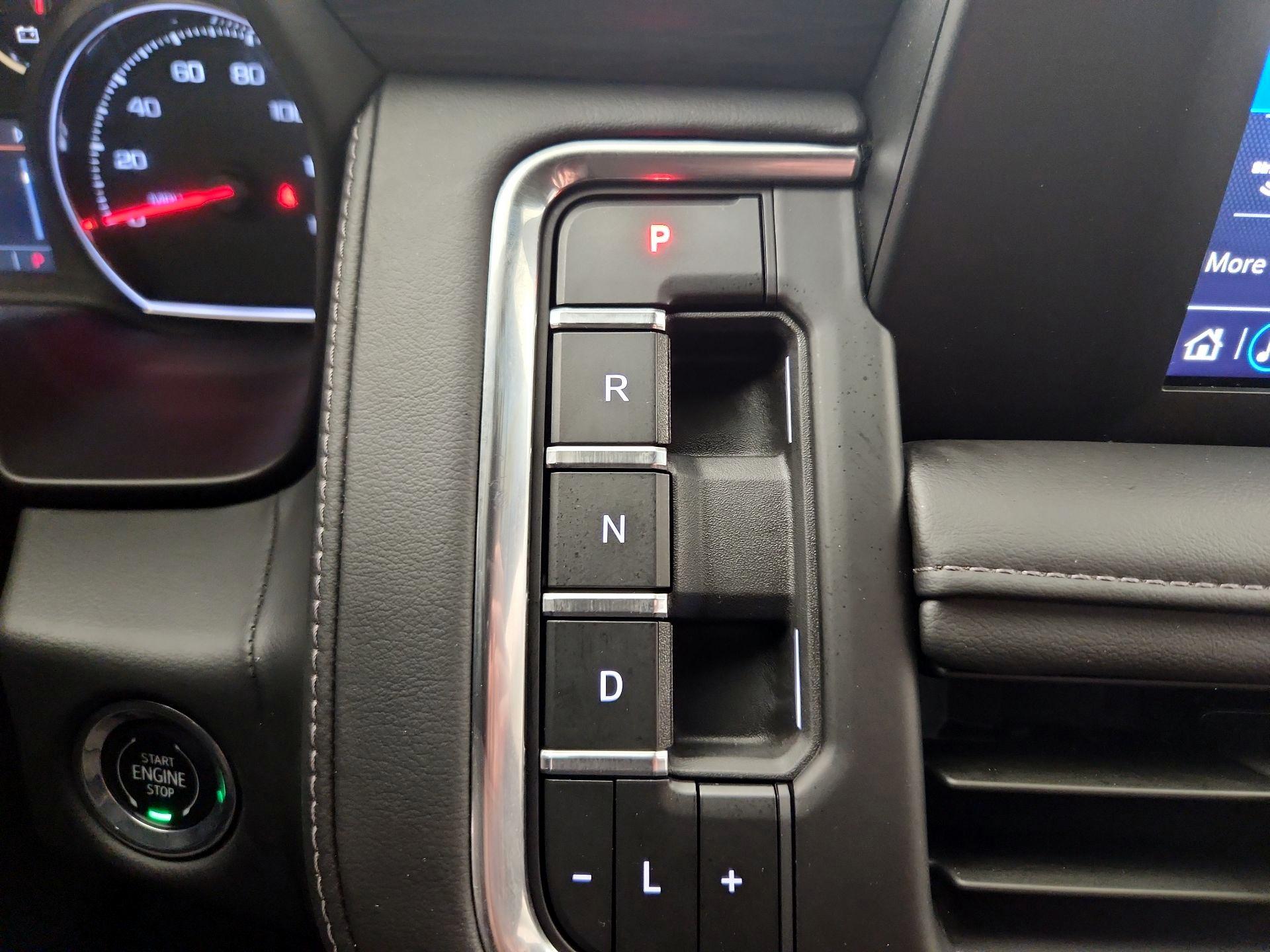 Thumbnail: 2023 Chevrolet Tahoe - 17