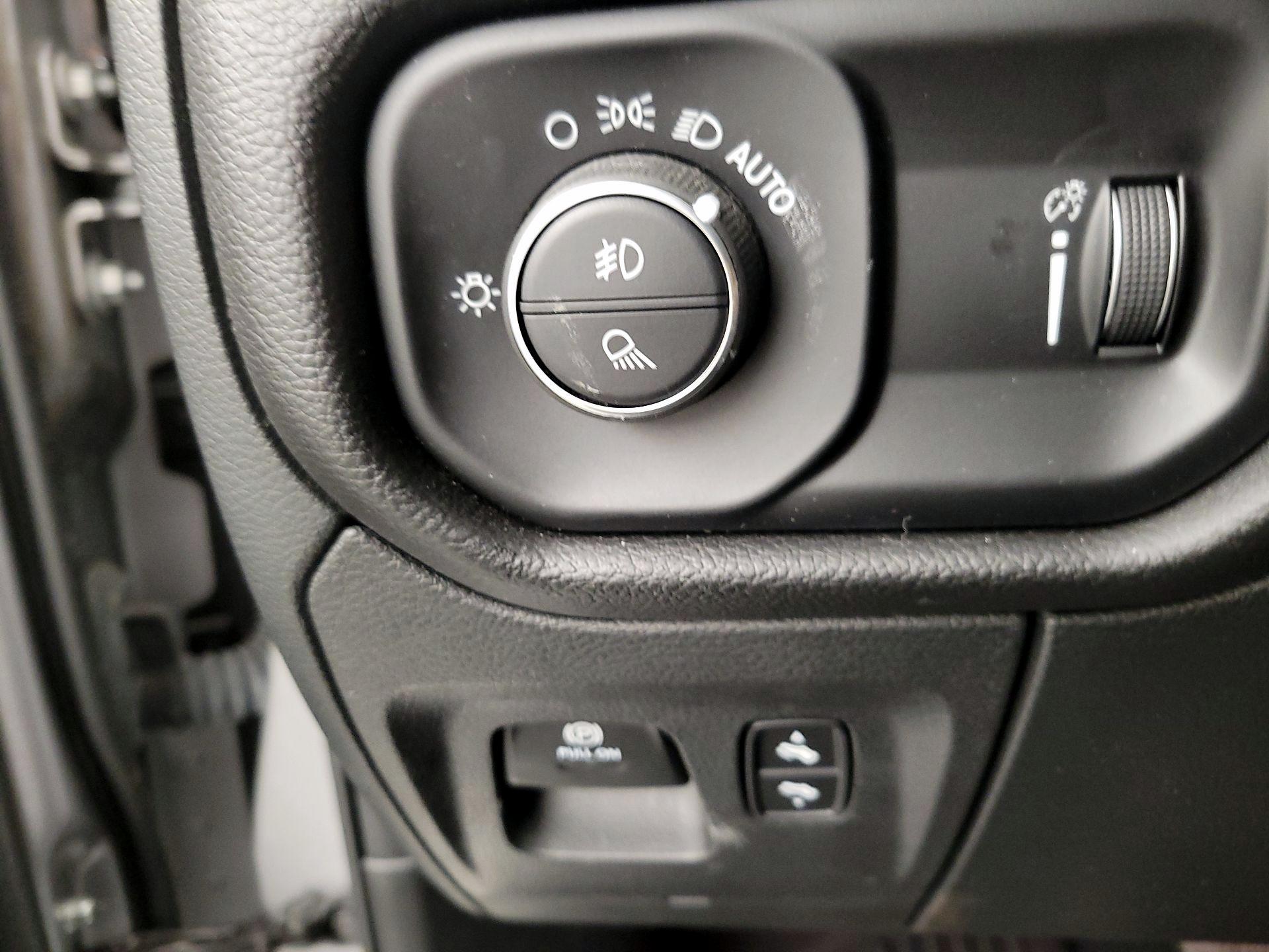 Thumbnail: 2022 RAM 1500 - 13