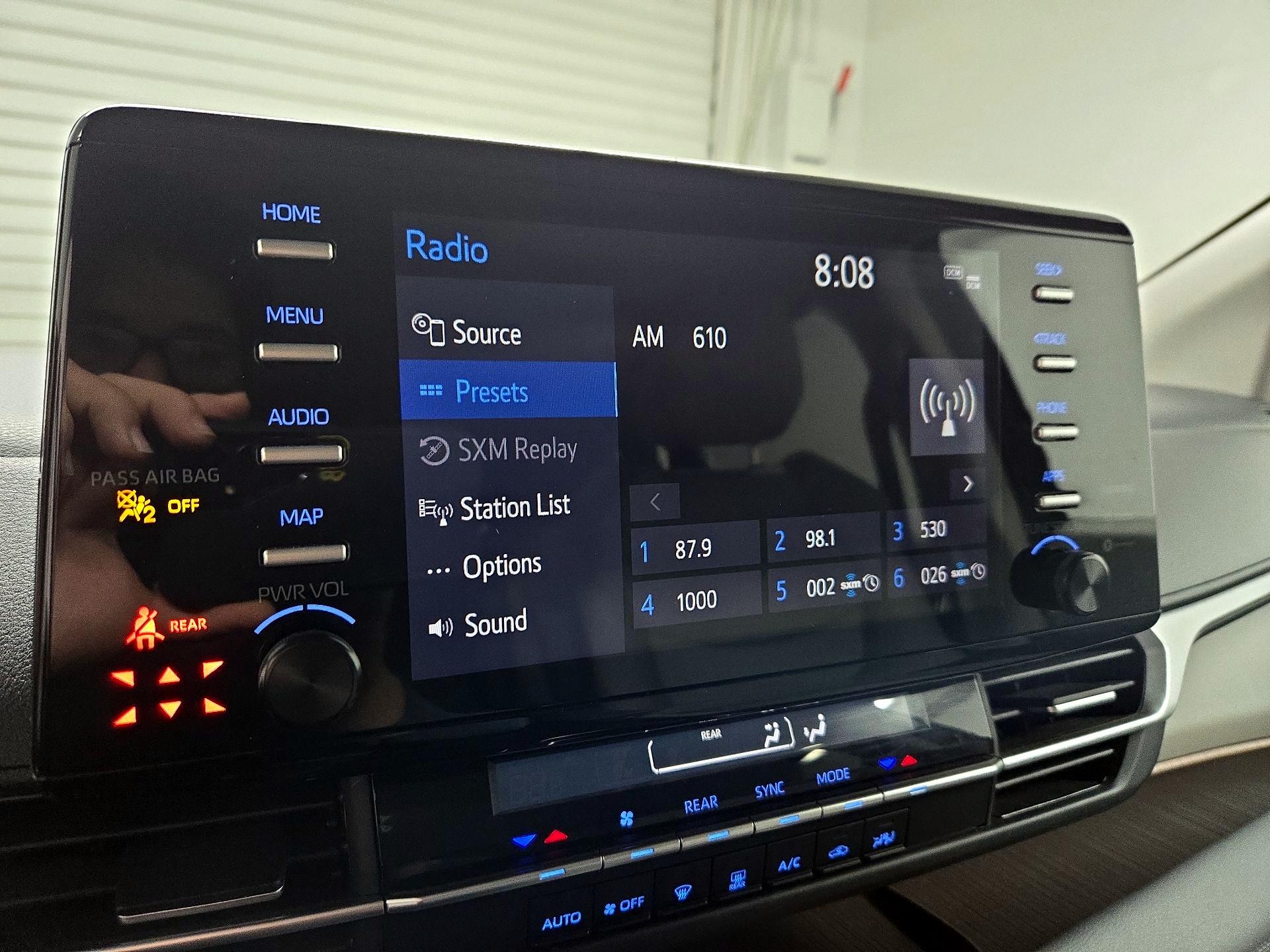 Thumbnail: 2024 Toyota Sienna - 15