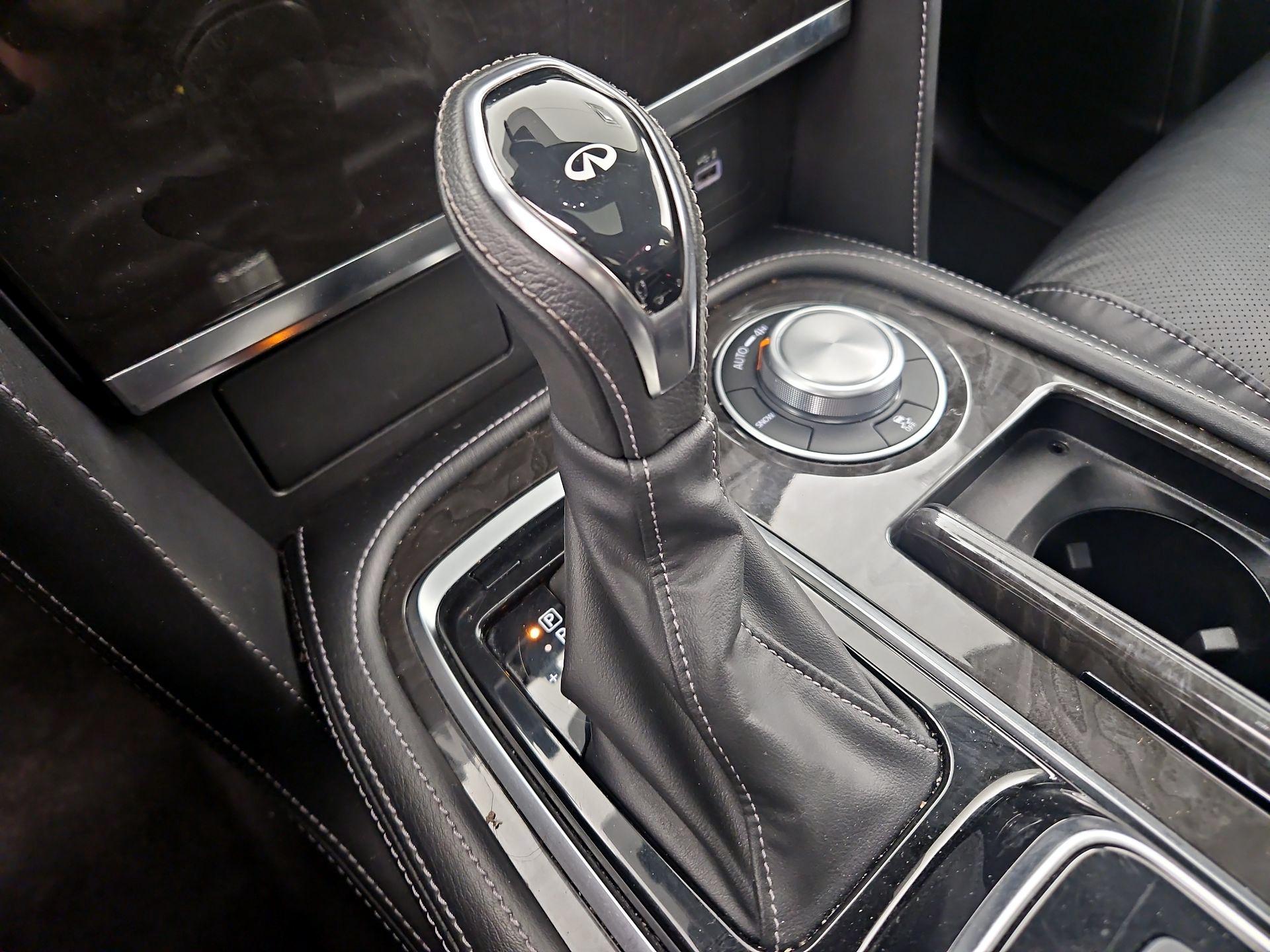 Thumbnail: 2024 INFINITI QX80 - 17