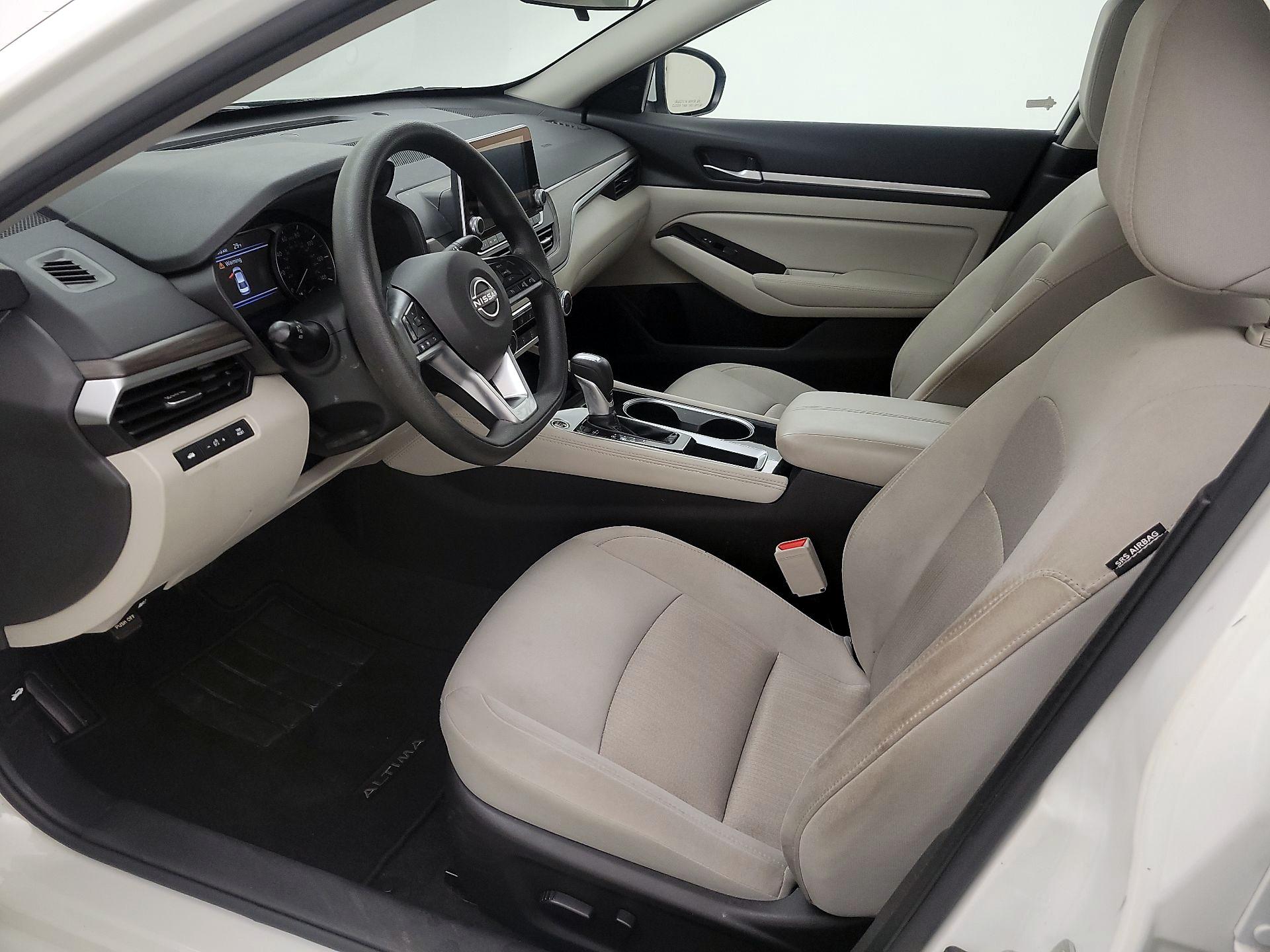 Thumbnail: 2023 Nissan Altima - 11