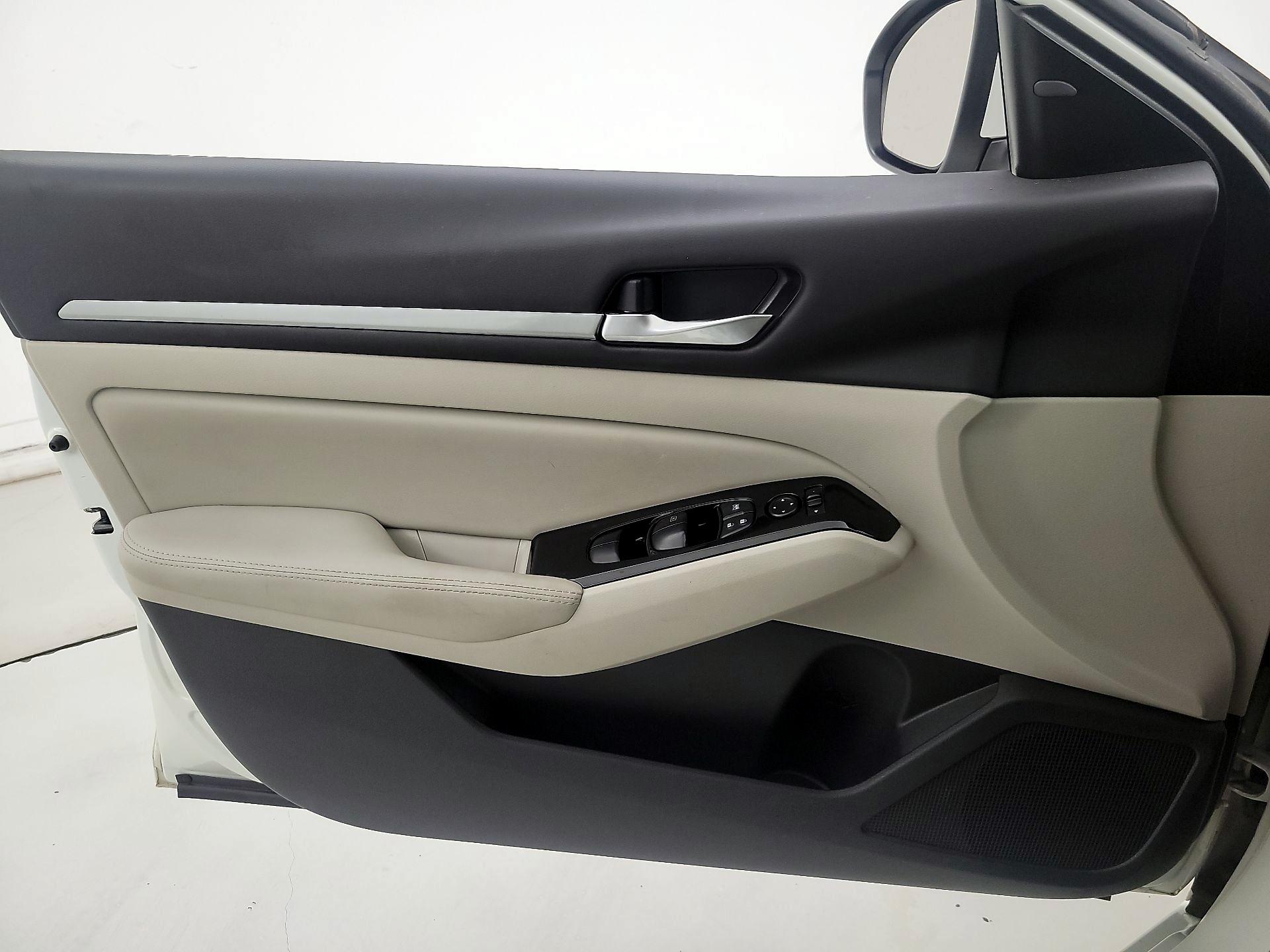 Thumbnail: 2023 Nissan Altima - 12