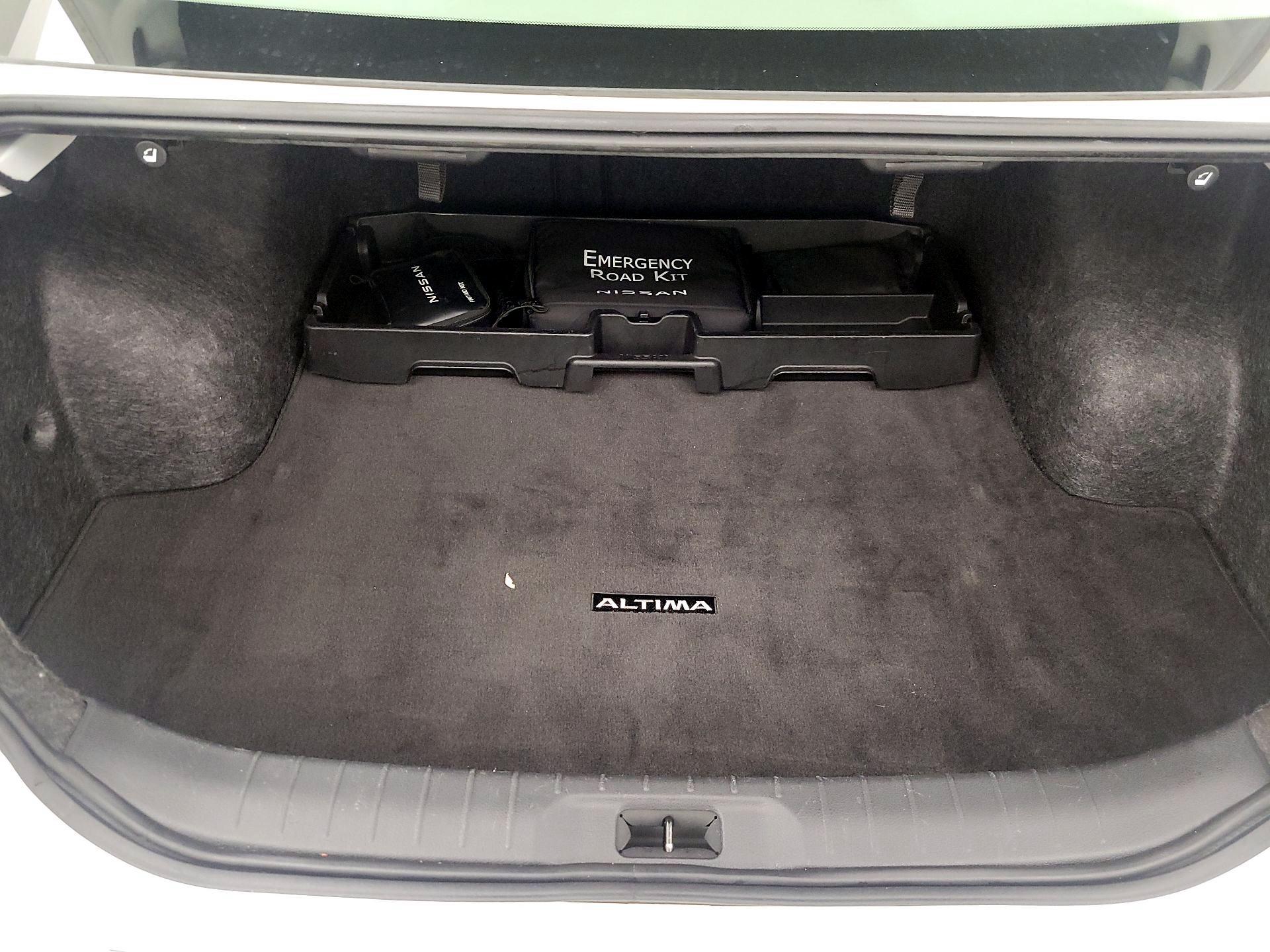 Thumbnail: 2023 Nissan Altima - 20