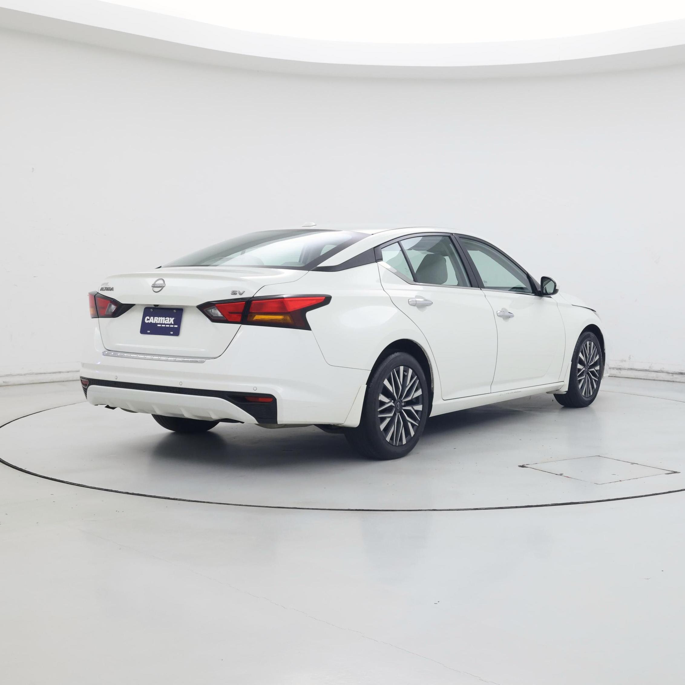 Thumbnail: 2023 Nissan Altima - 8