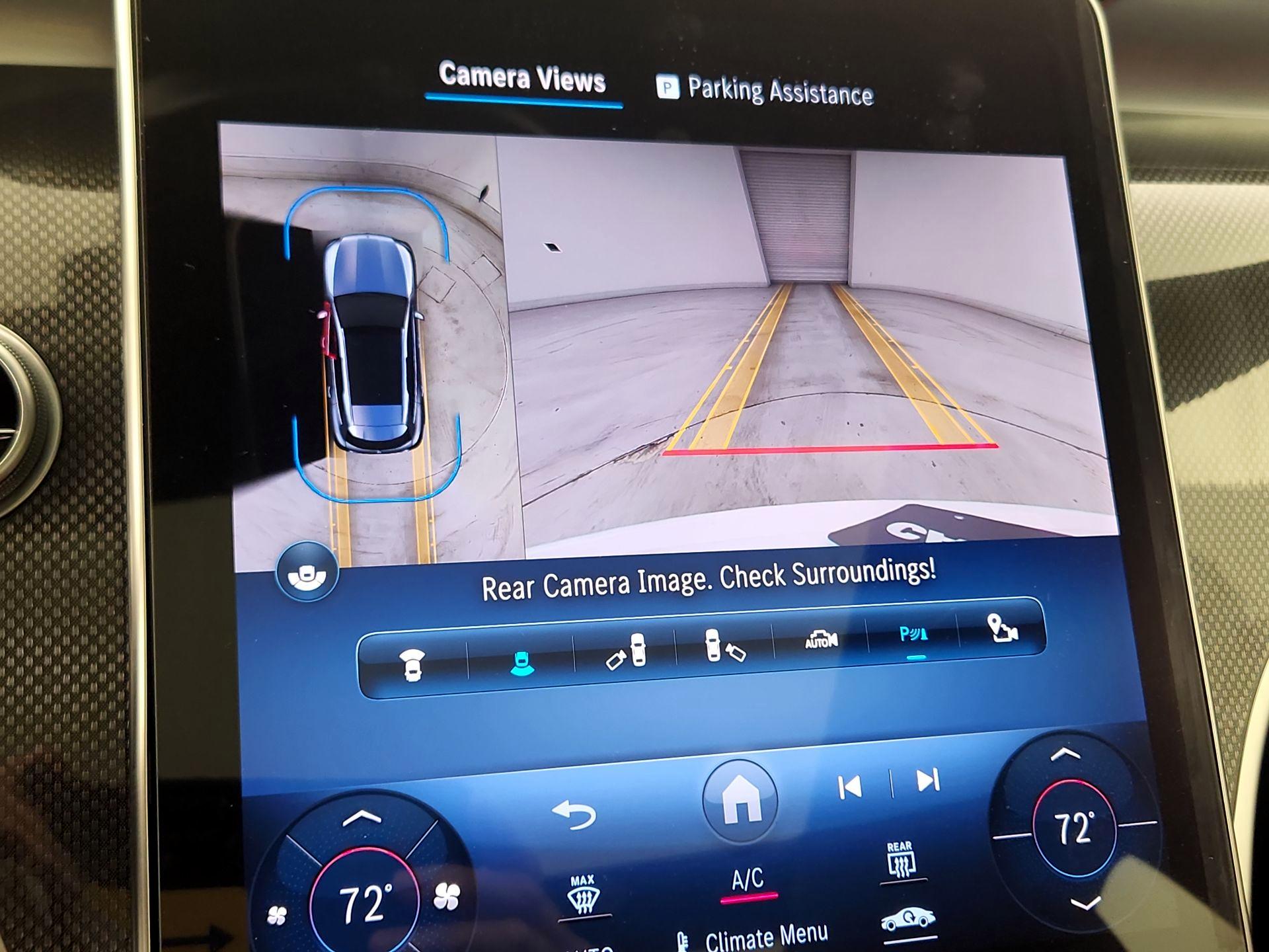 Thumbnail: 2024 Mercedes-Benz GLC - 15