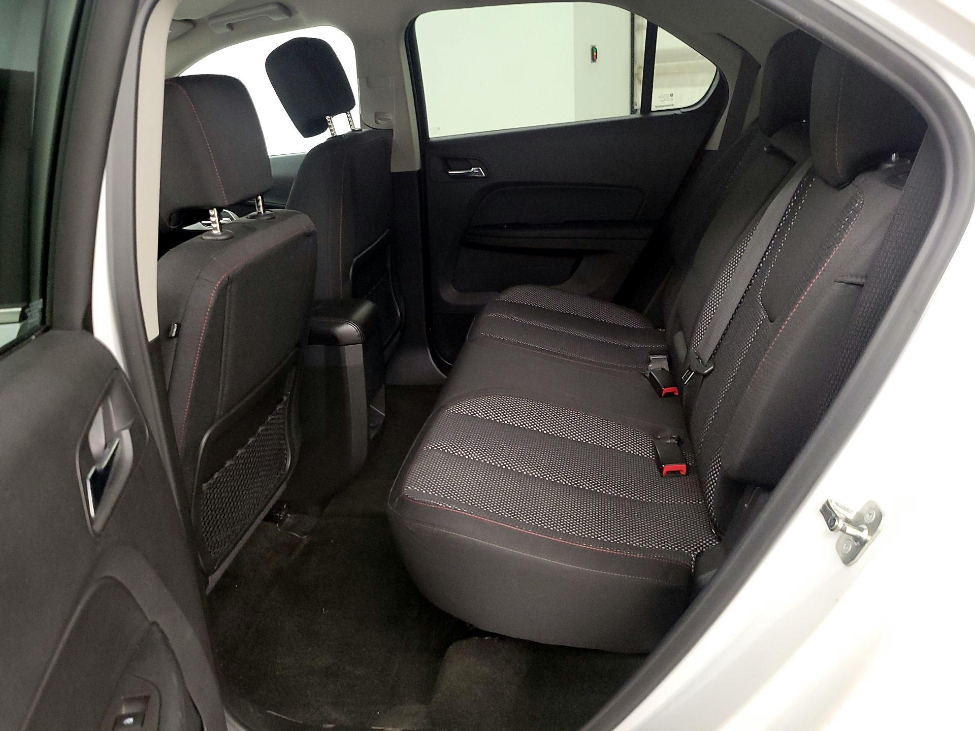 Thumbnail: 2017 Chevrolet Equinox - 18