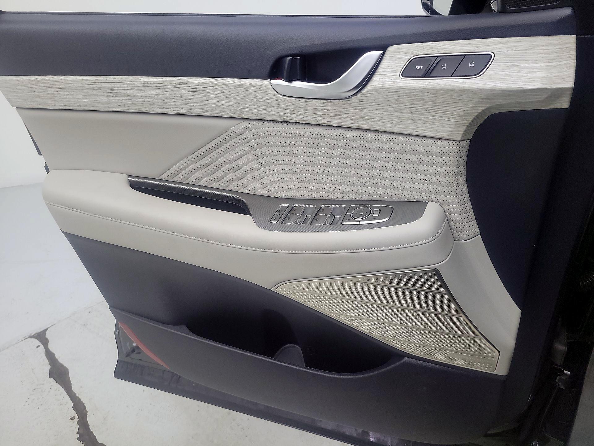 Thumbnail: 2023 Hyundai Palisade - 12