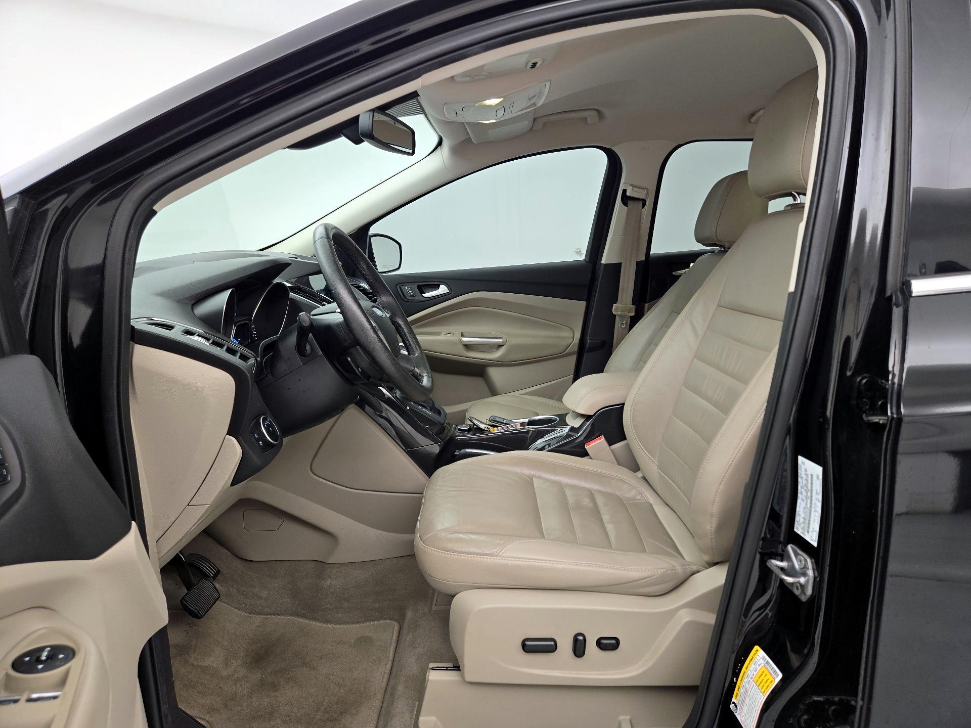 Thumbnail: 2016 Ford Escape - 11