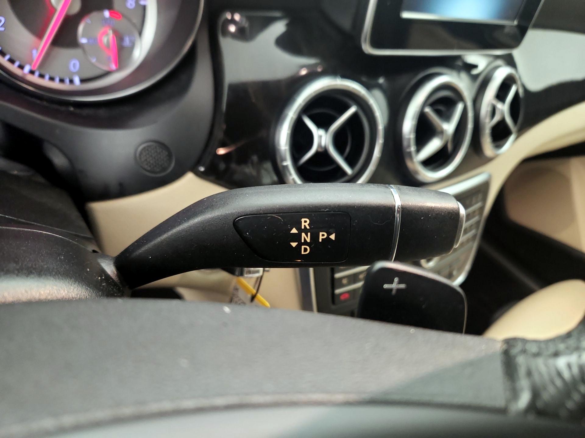 Thumbnail: 2016 Mercedes-Benz CLA - 17