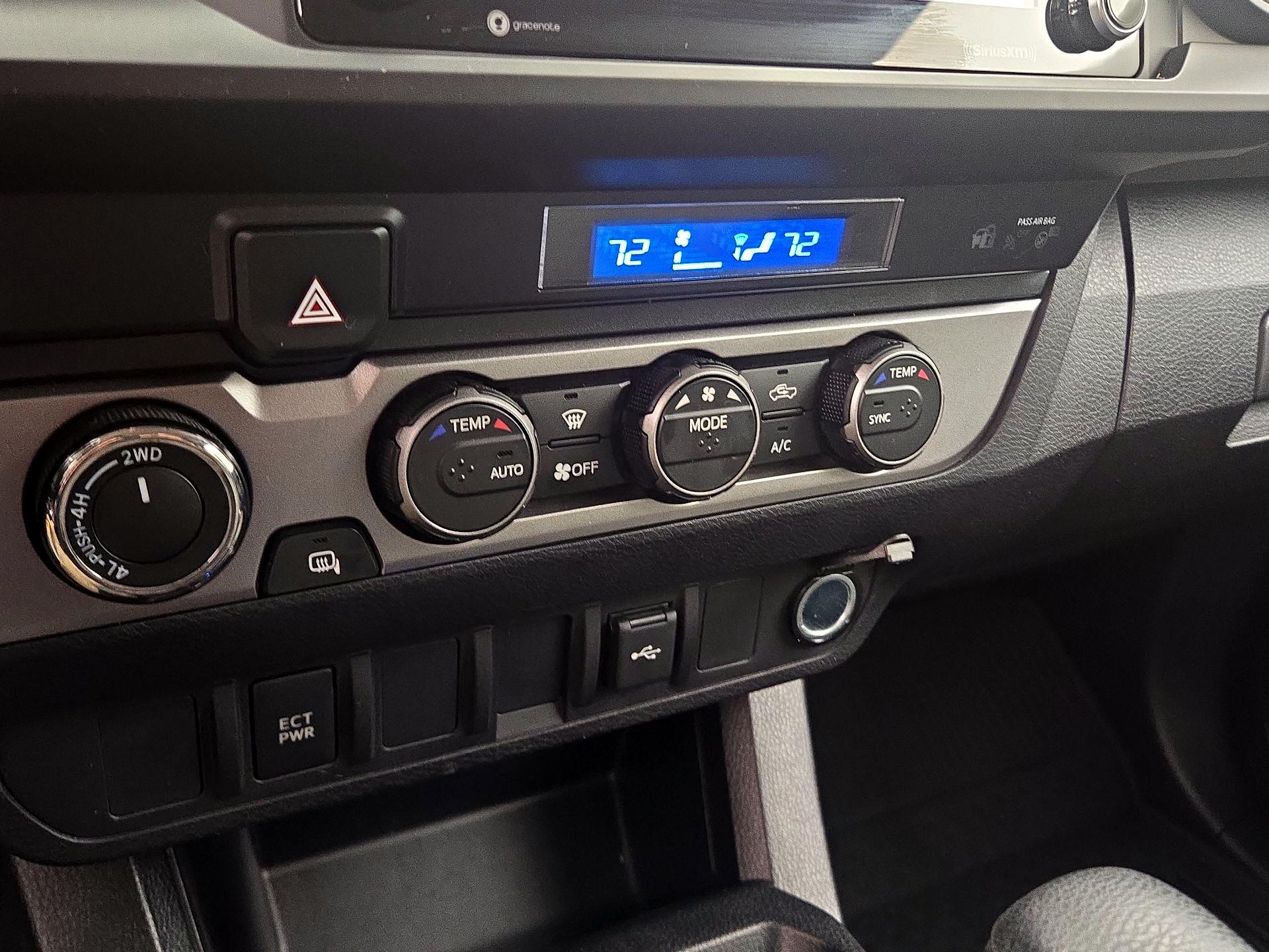 Thumbnail: 2022 Toyota Tacoma - 16