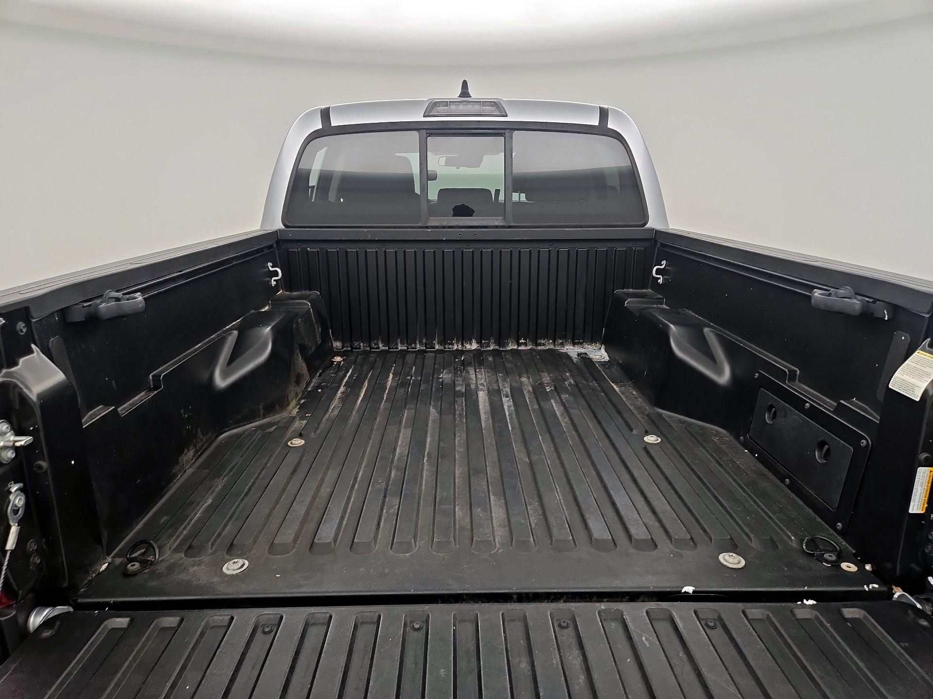 Thumbnail: 2022 Toyota Tacoma - 20