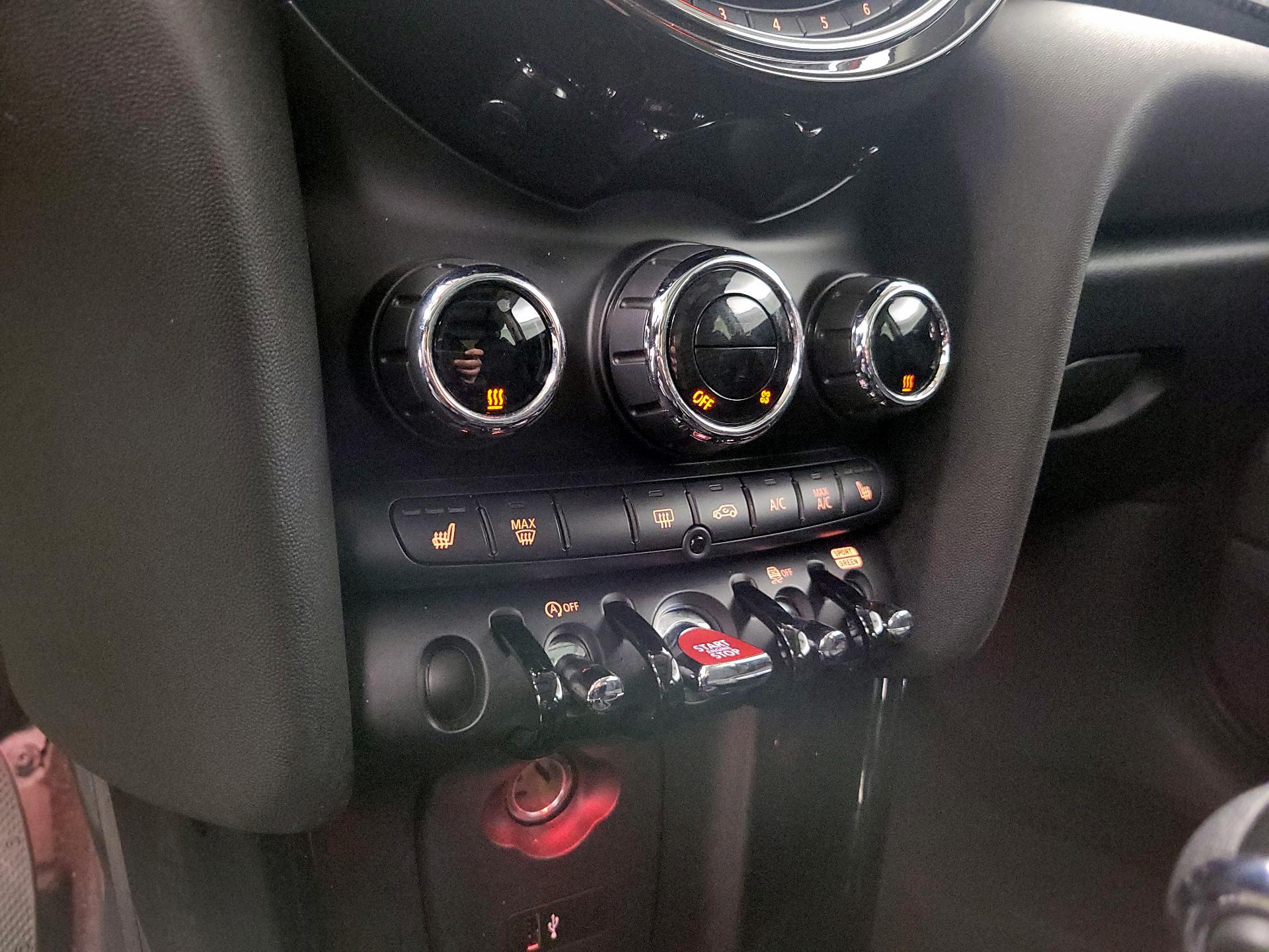 Thumbnail: 2020 MINI Cooper Hardtop - 16