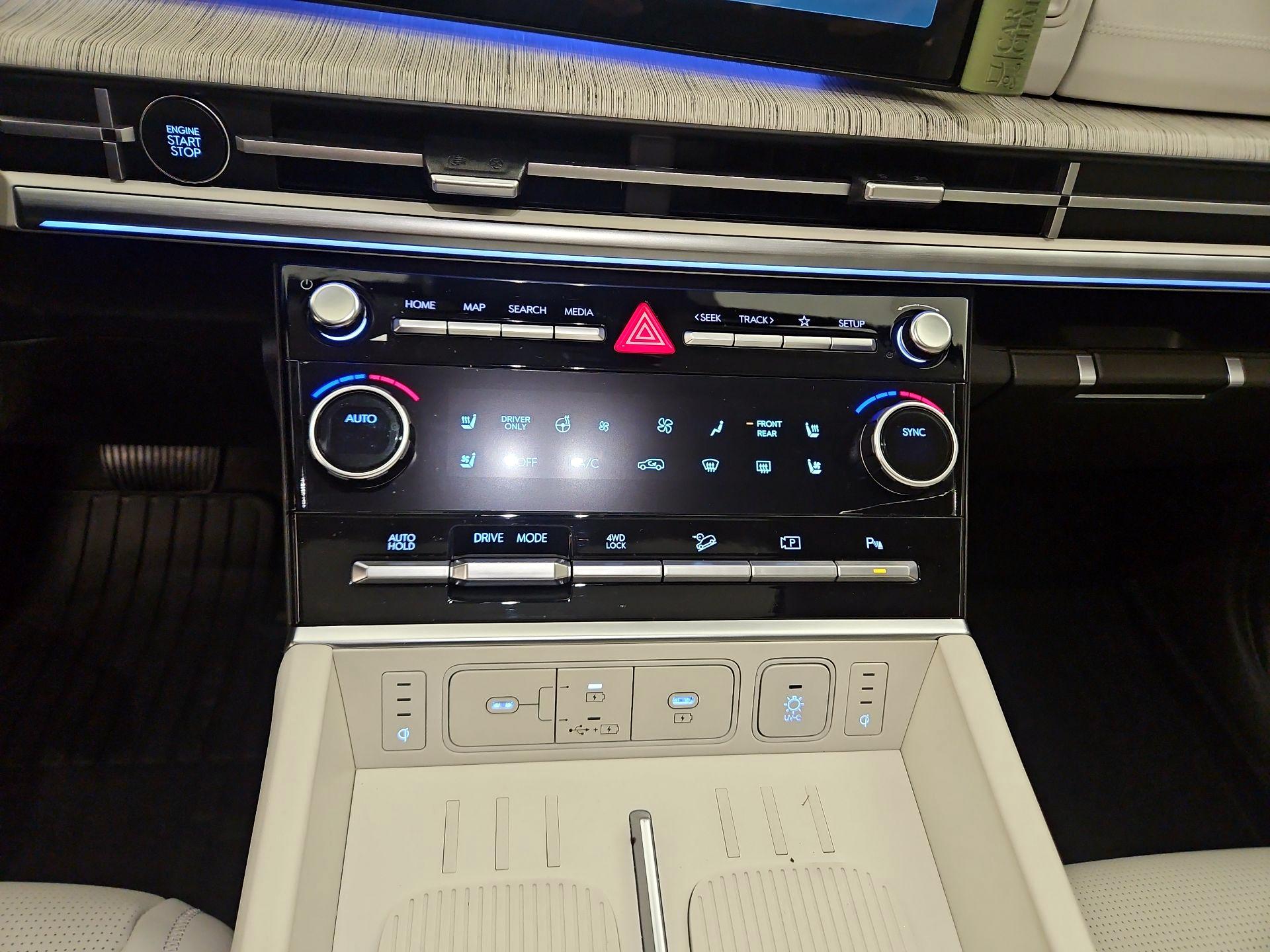 Thumbnail: 2025 Hyundai Santa Fe - 17