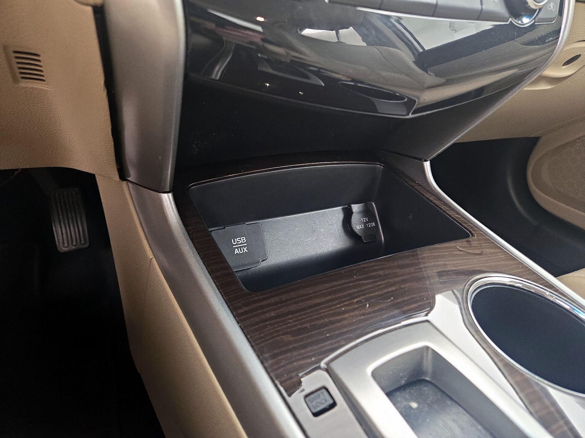 Thumbnail: 2015 Nissan Altima - 19