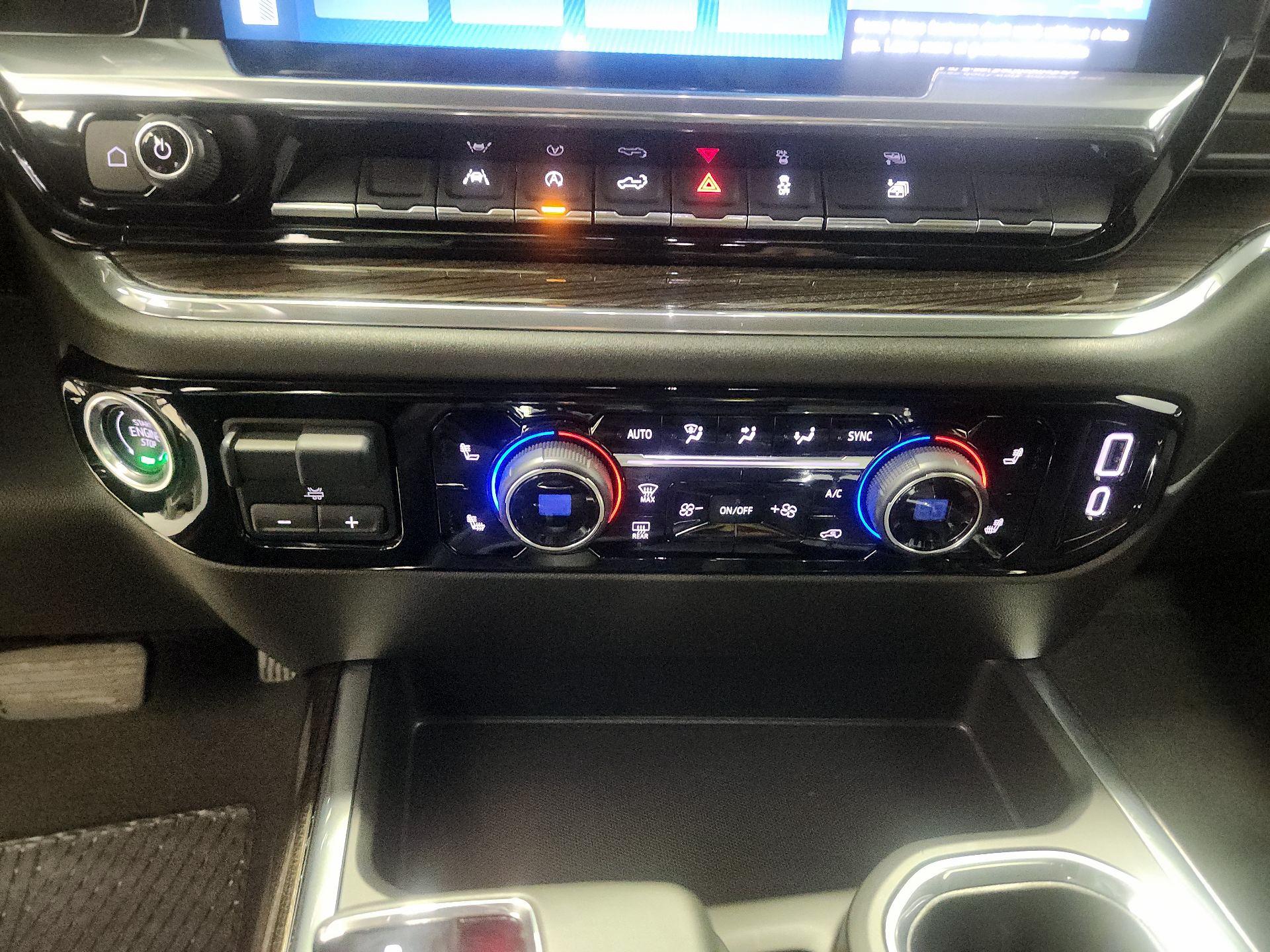 Thumbnail: 2024 Chevrolet Silverado 1500 - 16