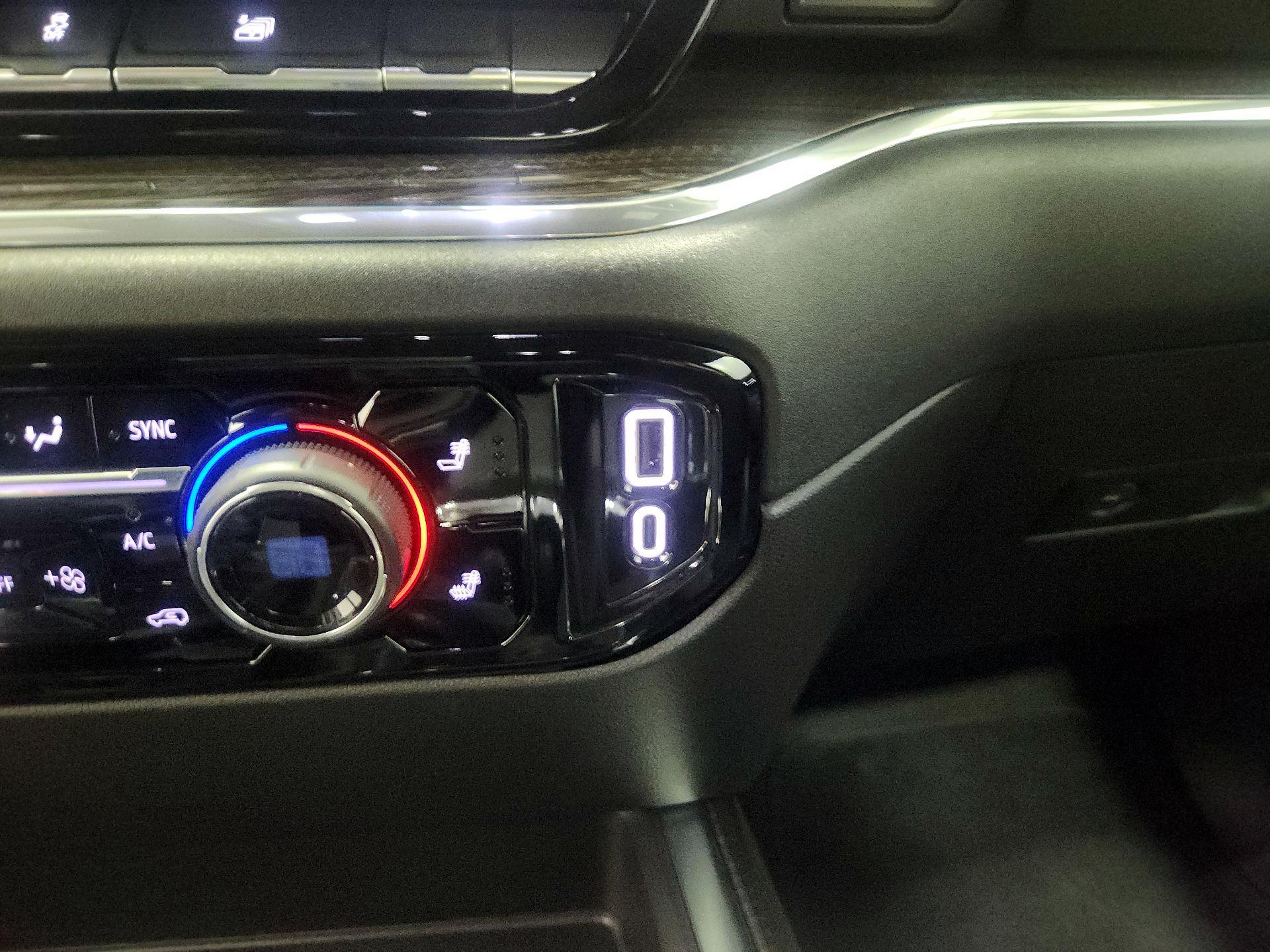 Thumbnail: 2024 Chevrolet Silverado 1500 - 18