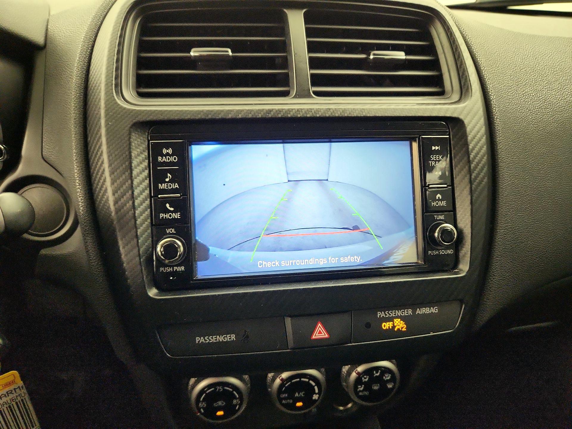 Thumbnail: 2021 Mitsubishi Outlander Sport - 14