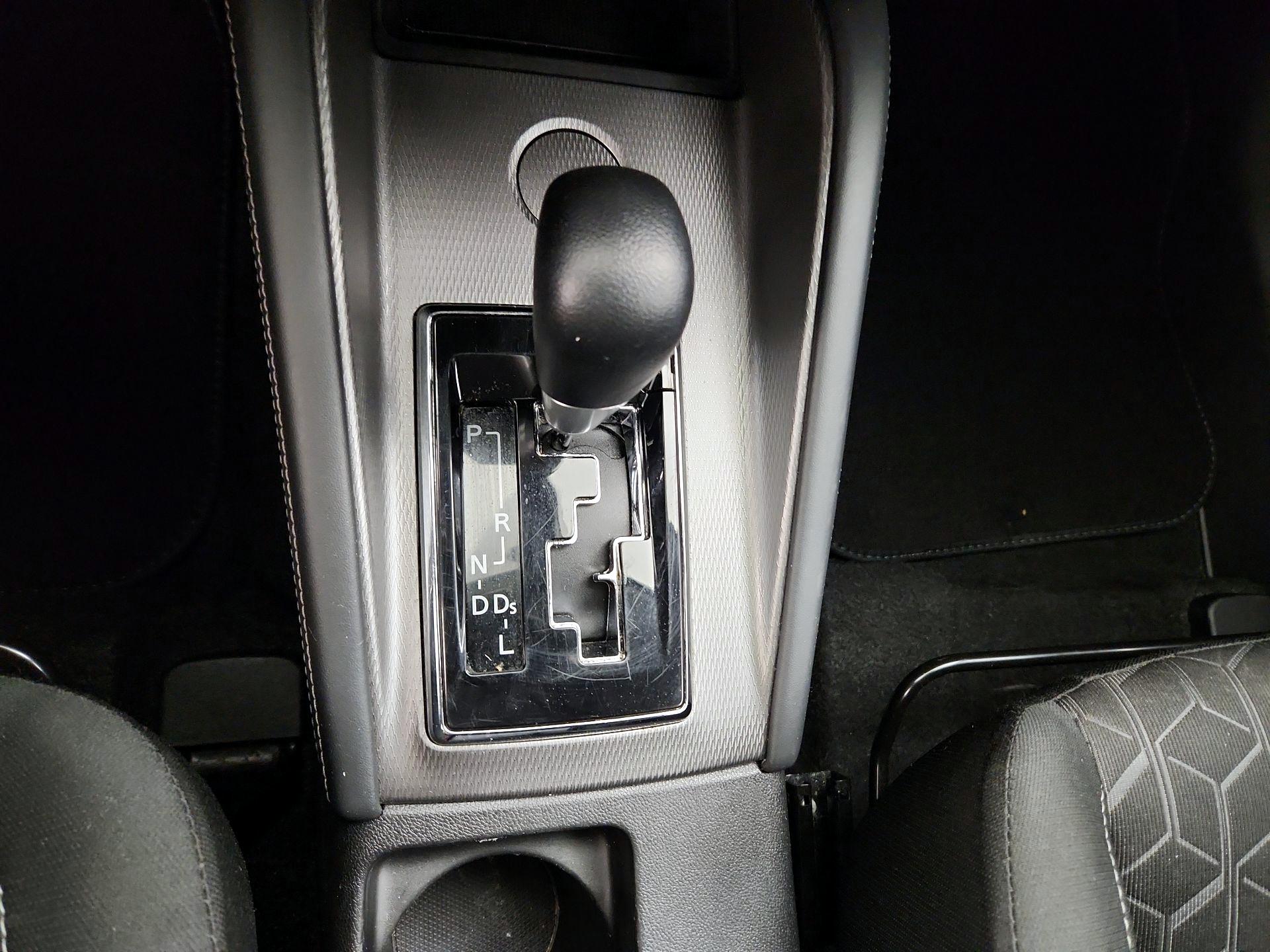 Thumbnail: 2021 Mitsubishi Outlander Sport - 17