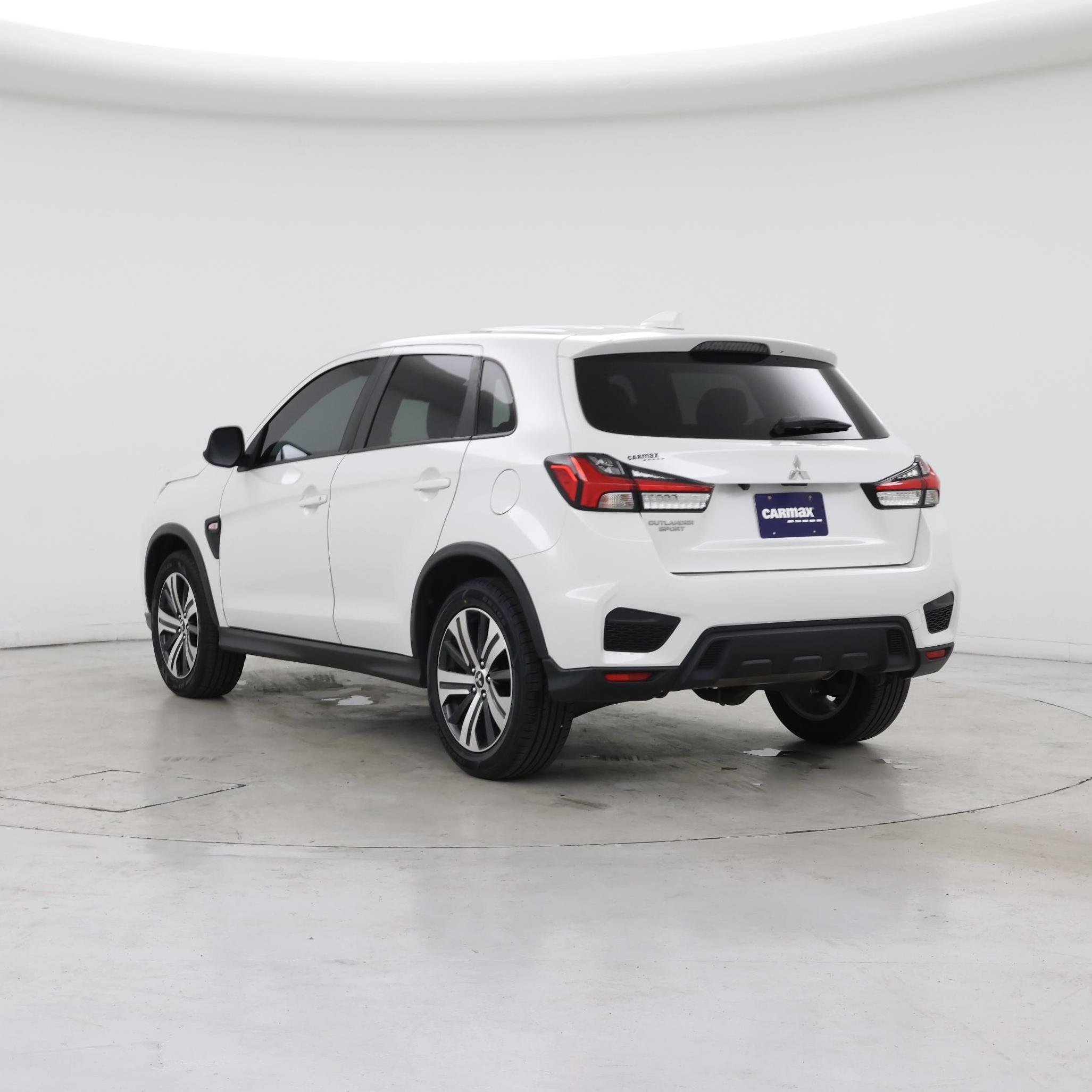 Thumbnail: 2021 Mitsubishi Outlander Sport - 2