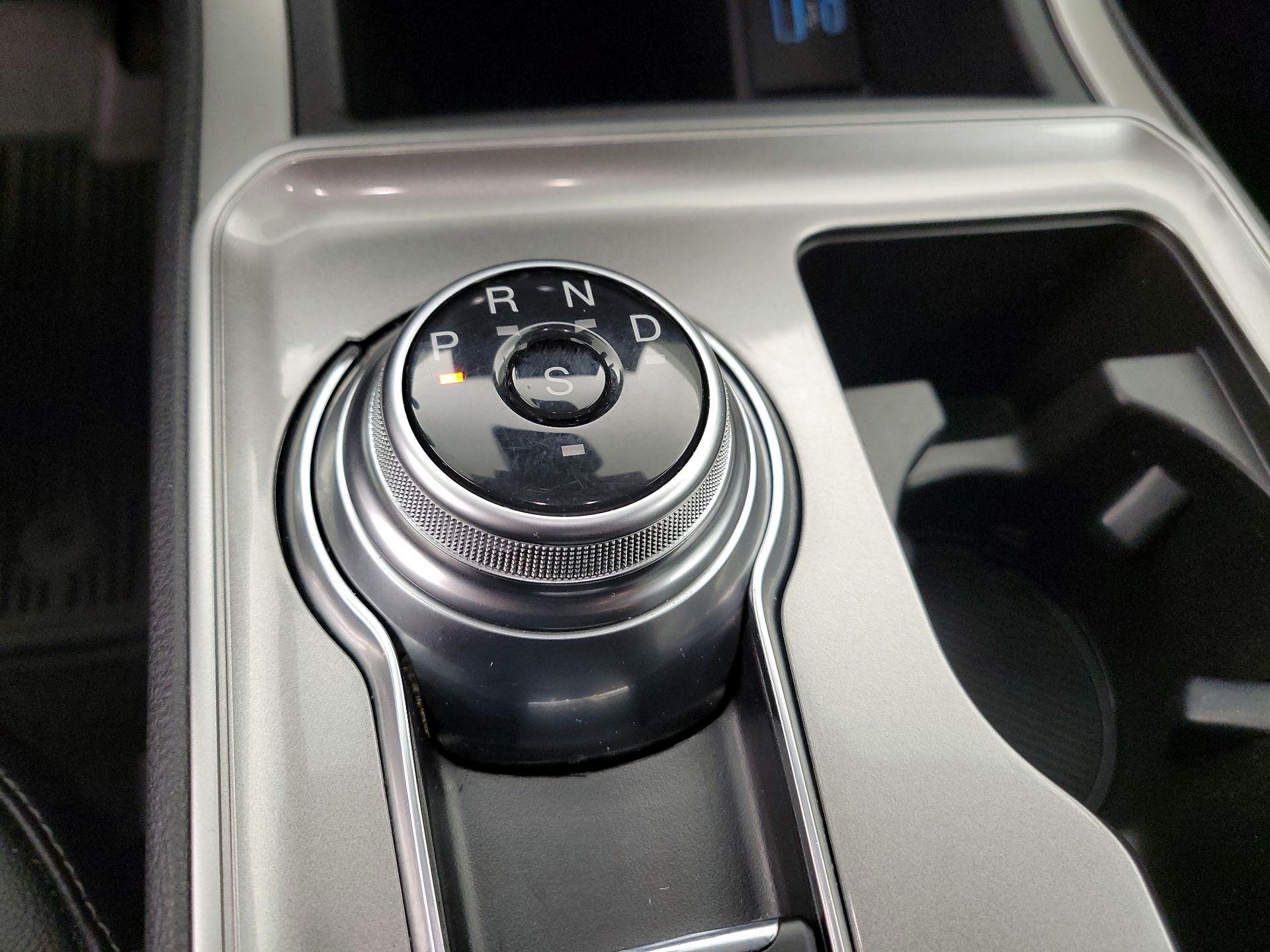 Thumbnail: 2023 Ford Edge - 17