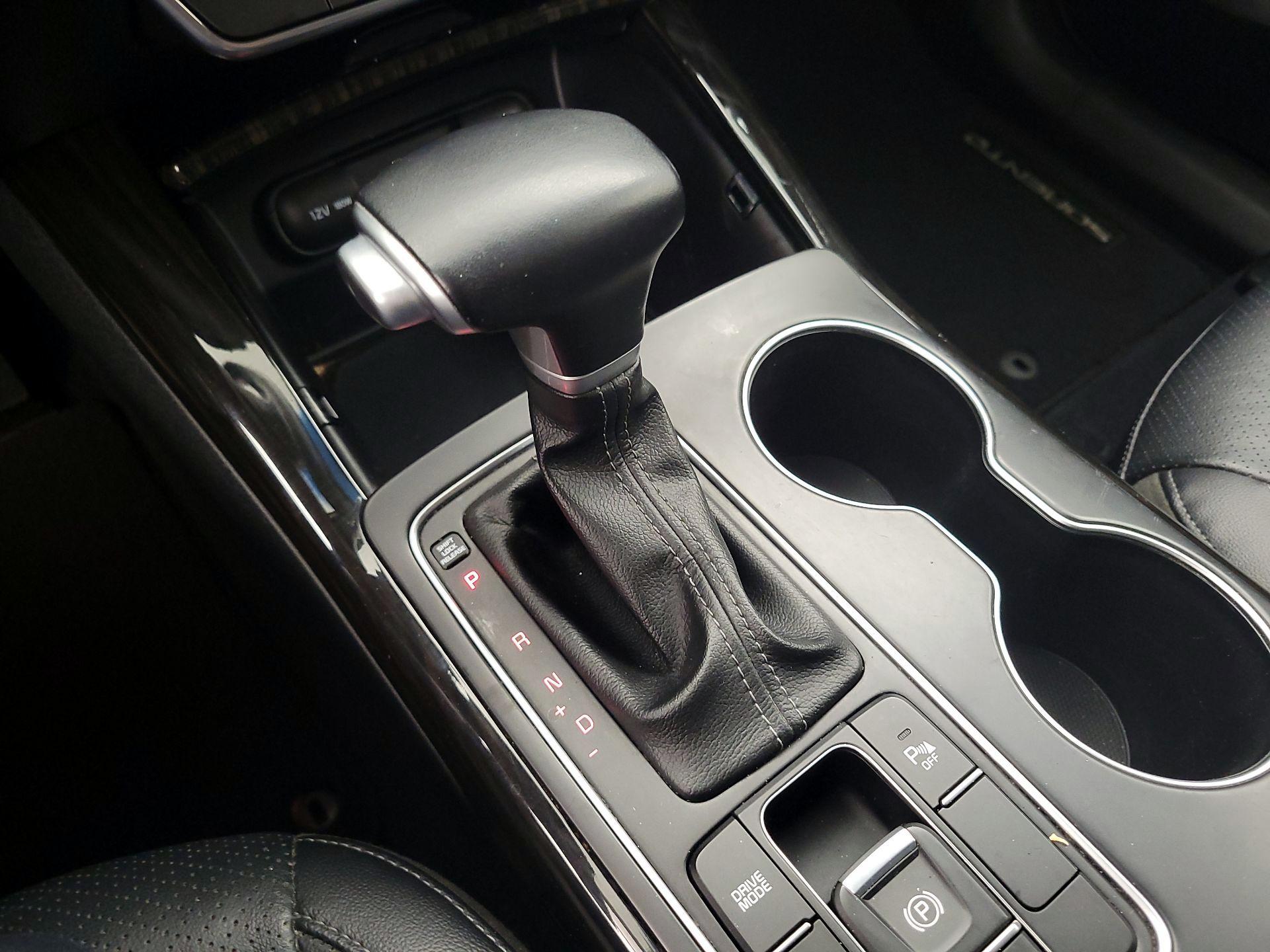 Thumbnail: 2020 Kia Sorento - 17