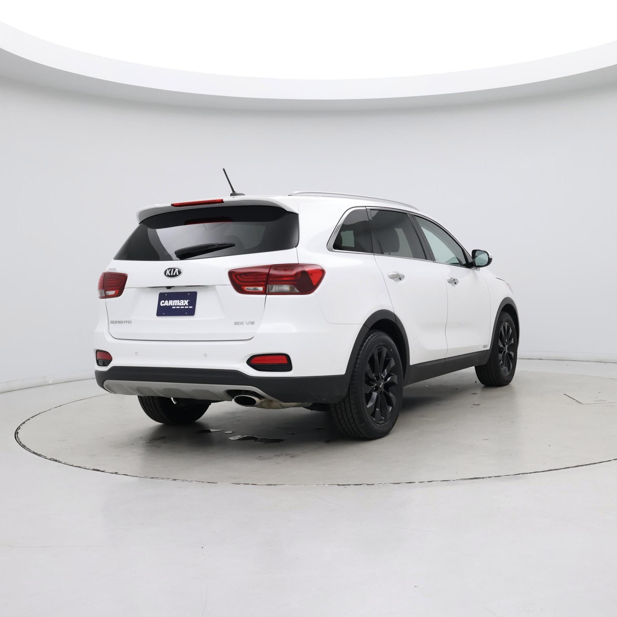 Thumbnail: 2020 Kia Sorento - 8