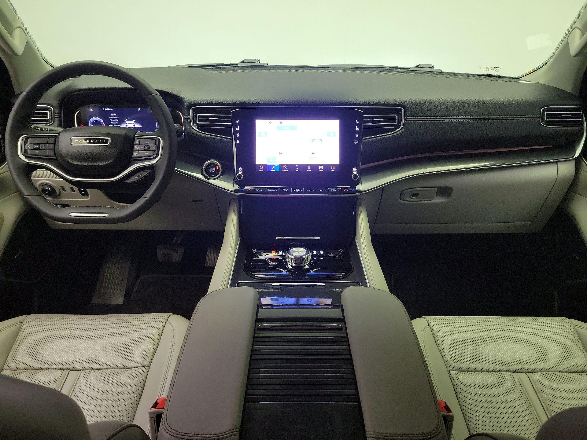 Thumbnail: 2023 Jeep Wagoneer - 9